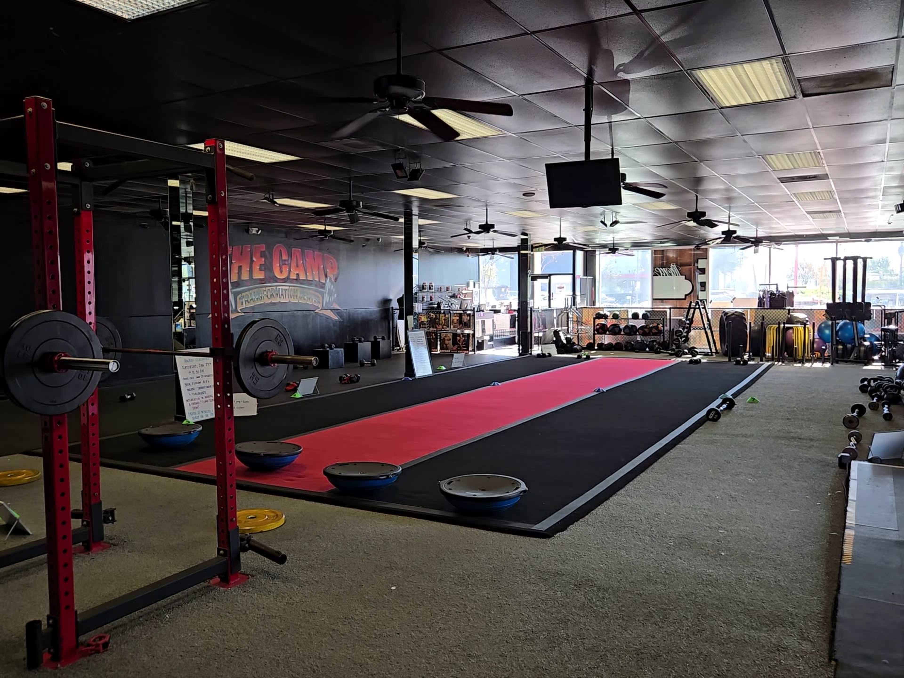 This is a gym with 5700sq feet of open space in Downtown Downey with parking spaces and 2 restrooms Image in Downey, Downey, CA