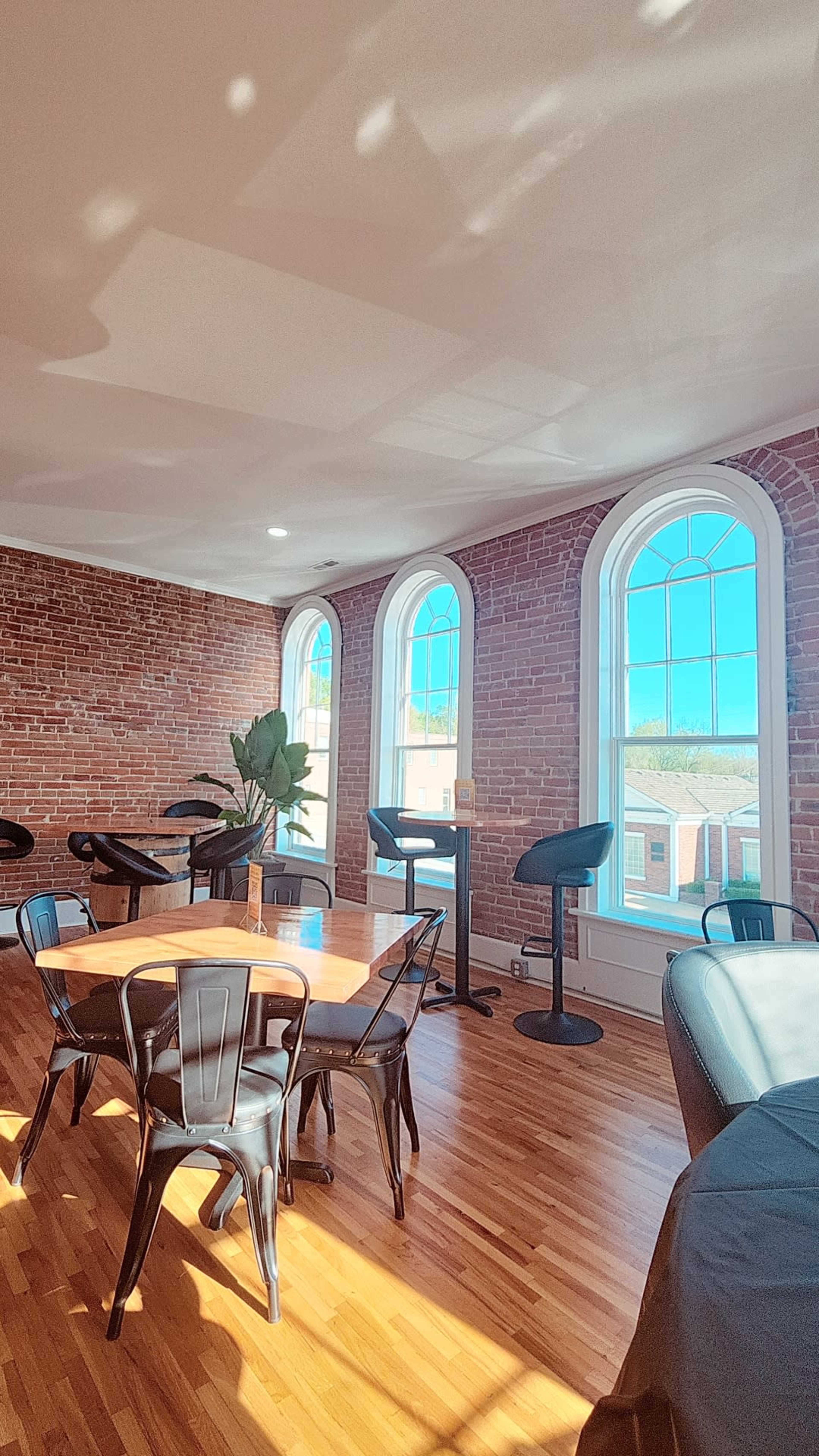Historical and Chic Downtown Event Space with Gorgeous Lighting Image in Carroll Township, Platte City, MO