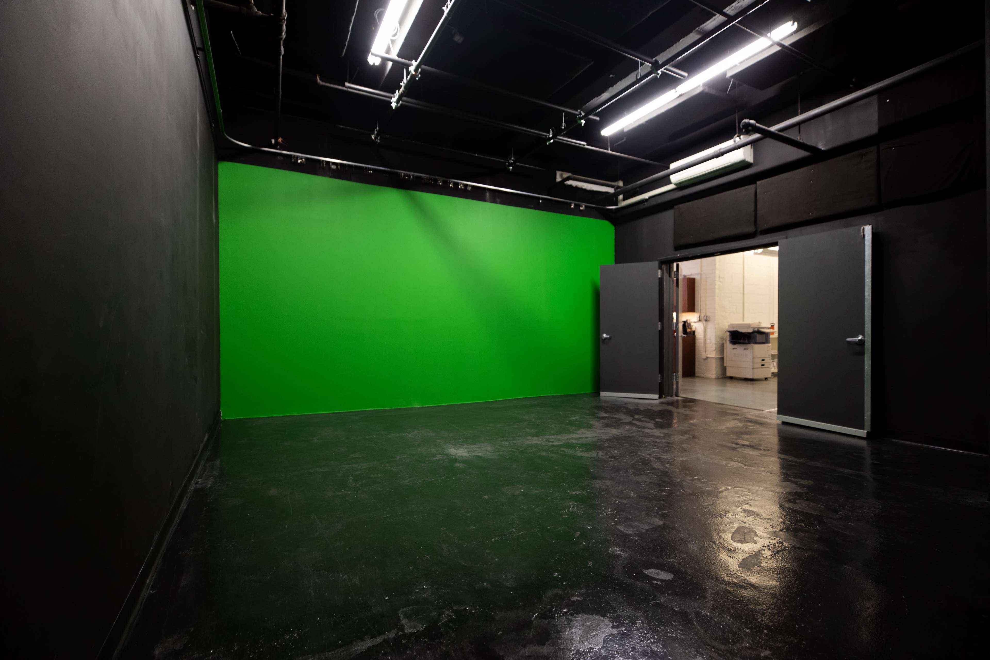 Black Box Studio and Flex Space Image in Astoria, Long Island City, NY