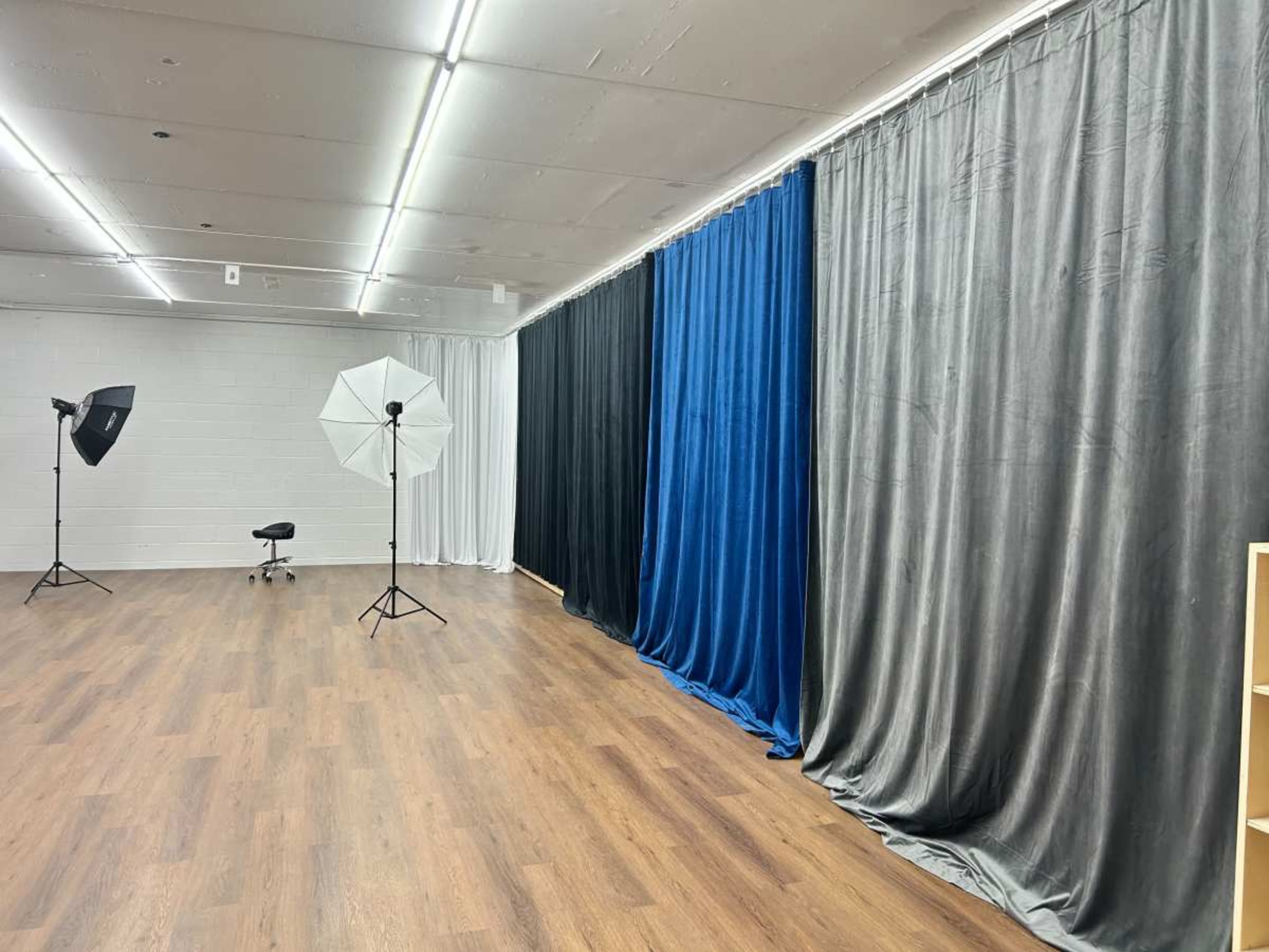 Bright Dance Studio with Sprung Floor & Mirrors | Kenmore Image in Kenmore, Kenmore, WA