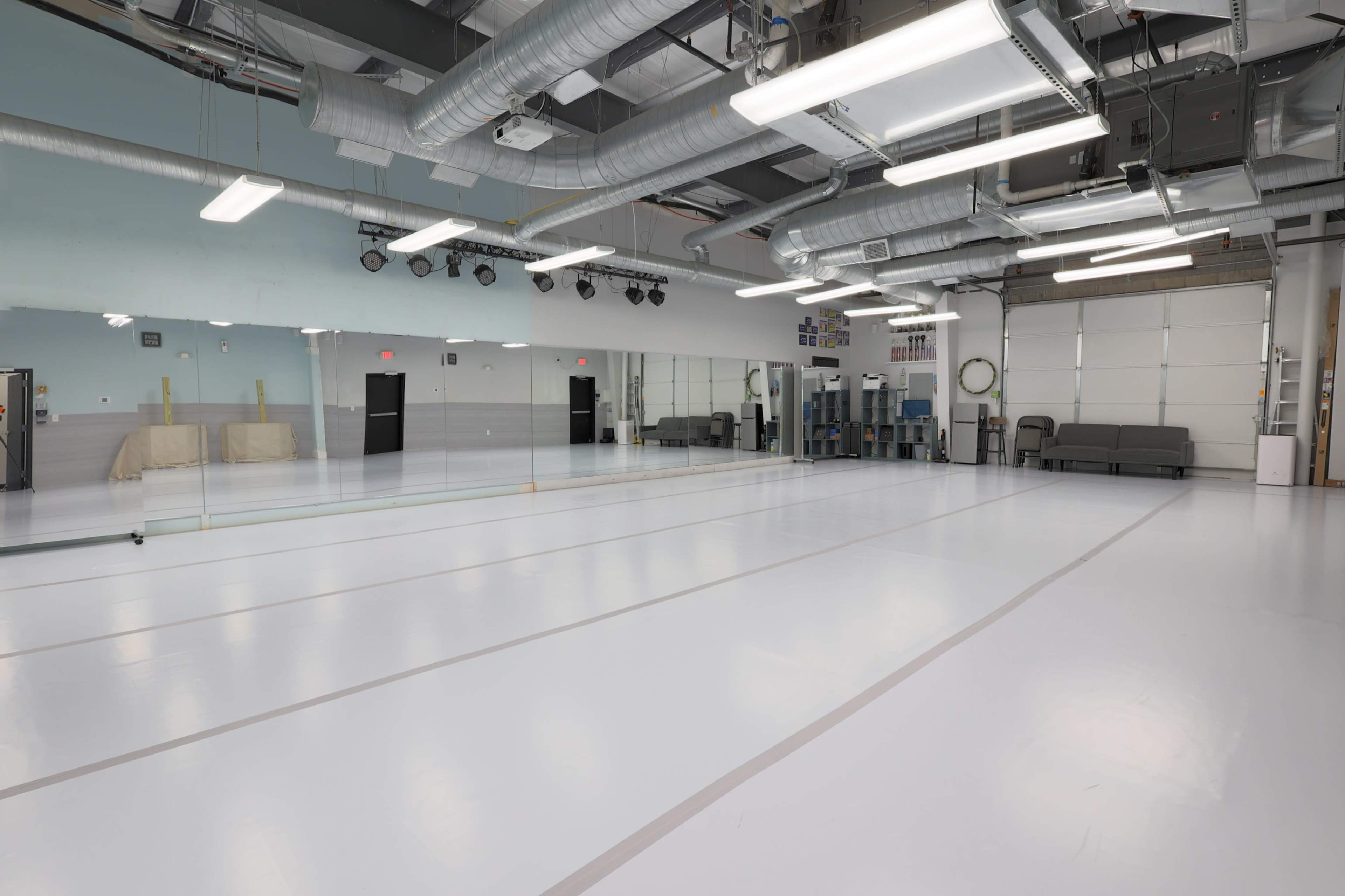 Dance Studio spaces with sprung floors and full length mirrors Image in Franklin, Franklin, TN