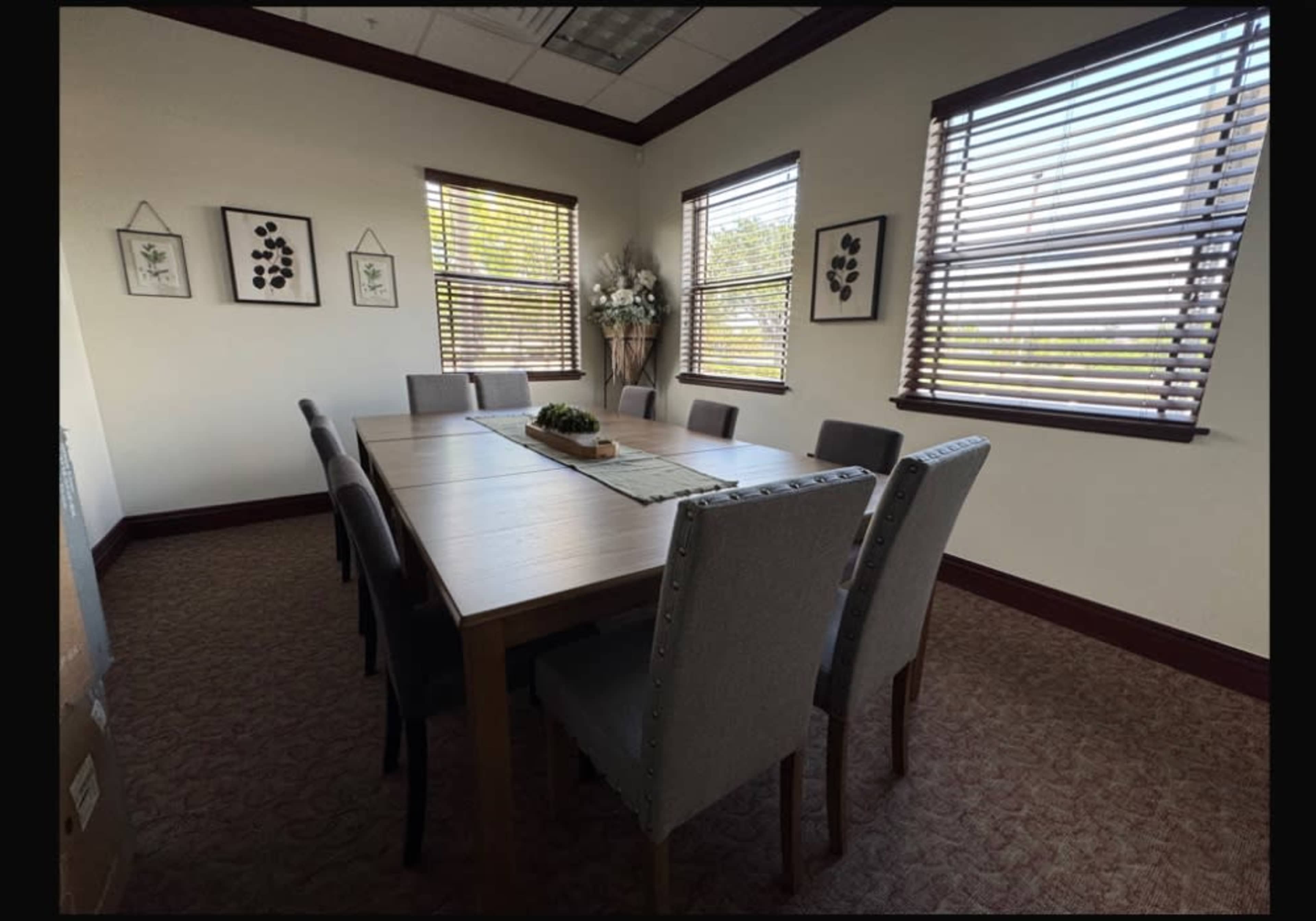 Suite 6 Image in Fort Myers, Fort Myers, FL