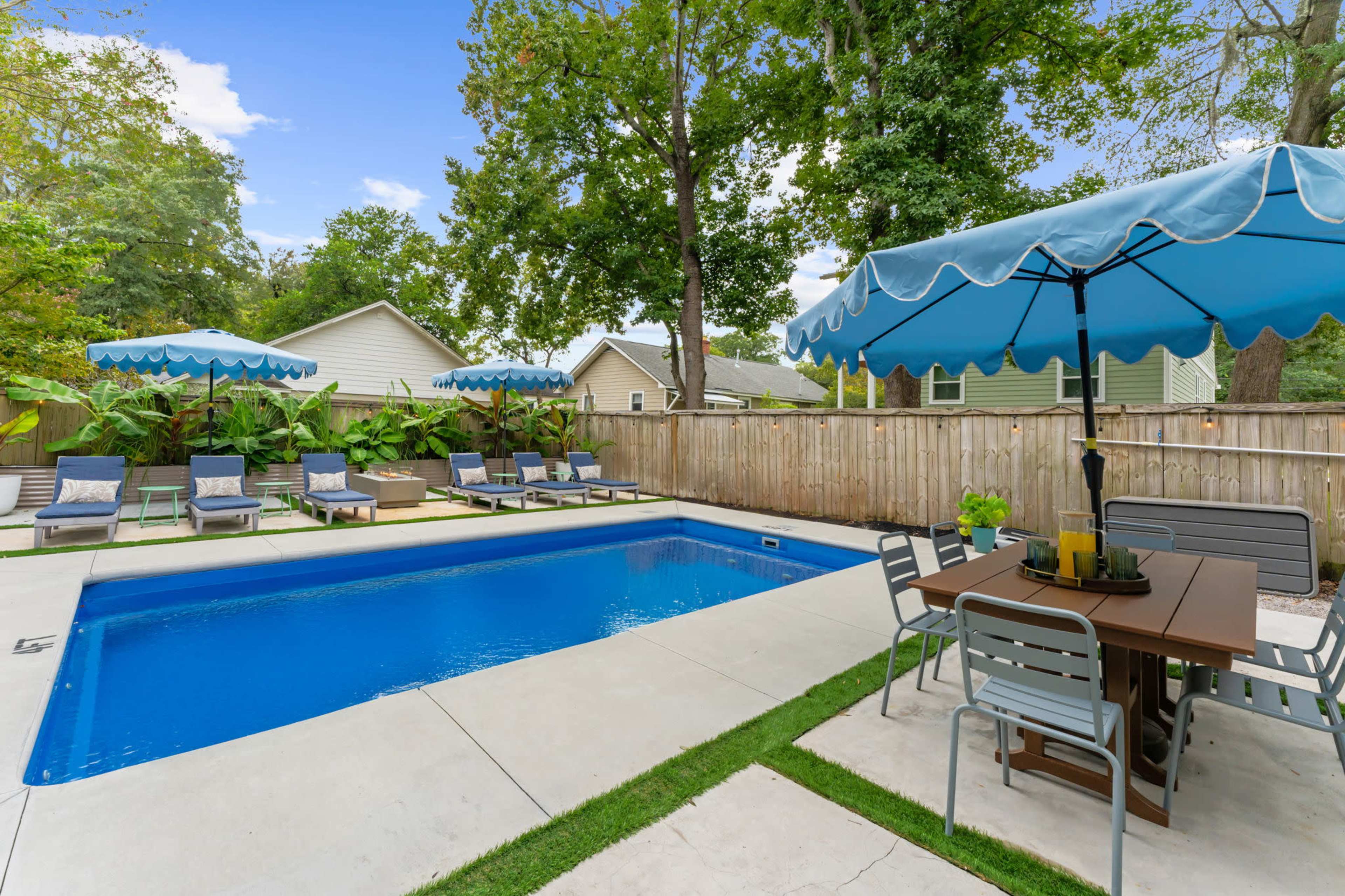 Light-filled Park Circle Craftsman with Resort-Style Backyard with Pool Image in Park Circle, North Charleston, SC