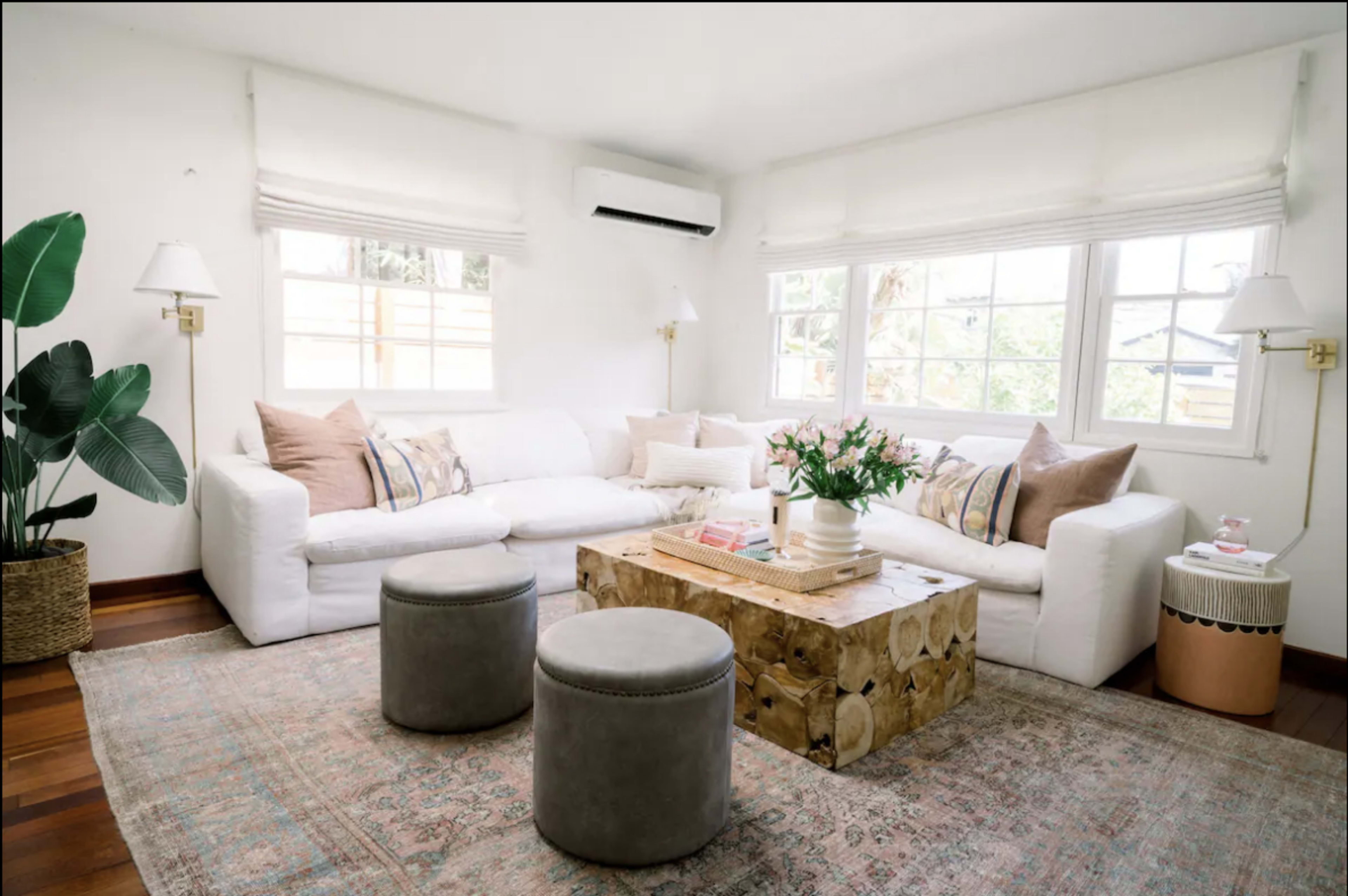 Venice Beach Bright Bungalow w/ Rooftop Deck, Detached Gym/Living Area, & Sauna/Cold Plunge Image in Venice, Venice, CA