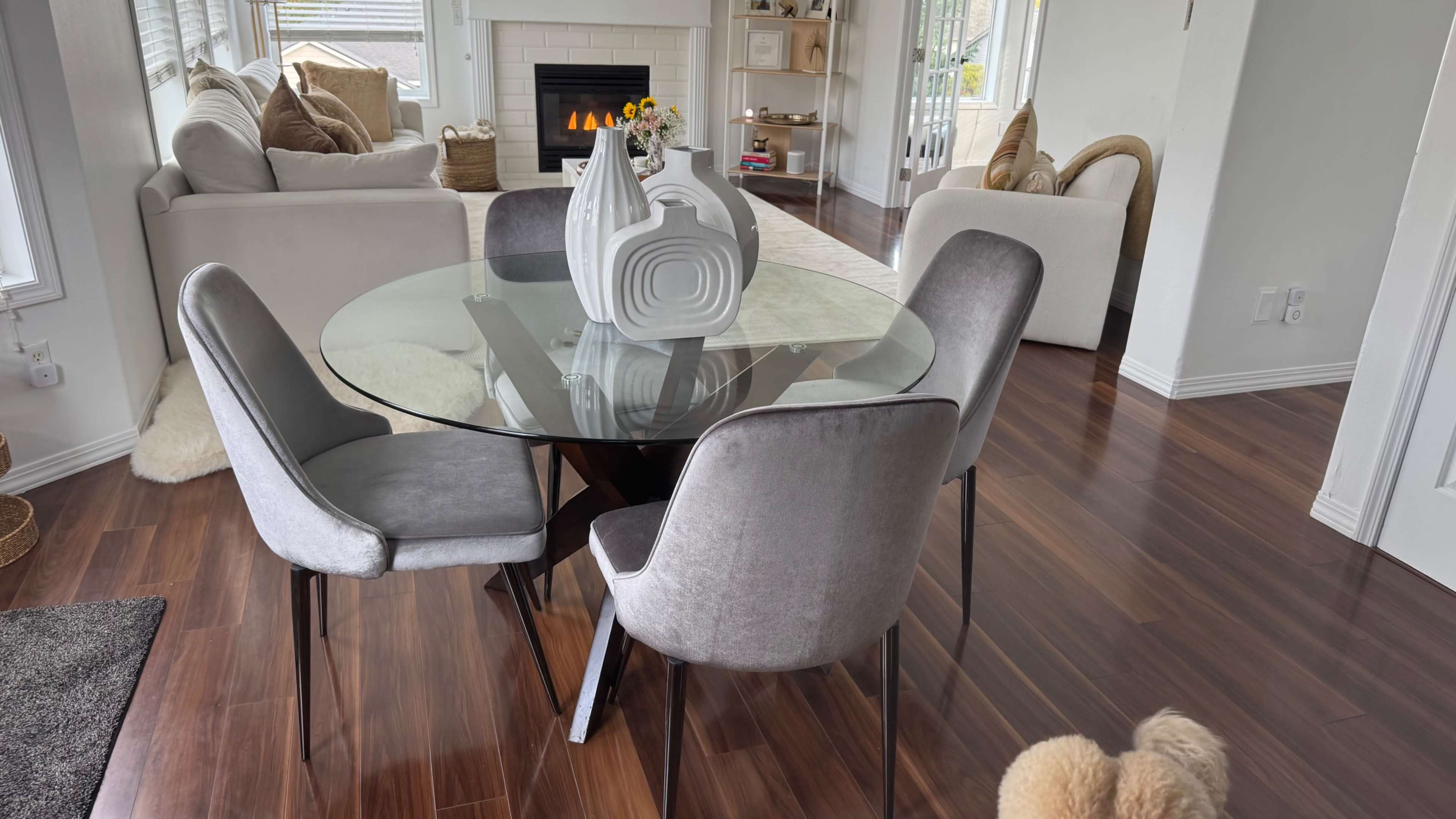 Natural Light Lifestyle Studio Home – Multiple Sets in One Location Image in Southeast Portland, Portland, OR