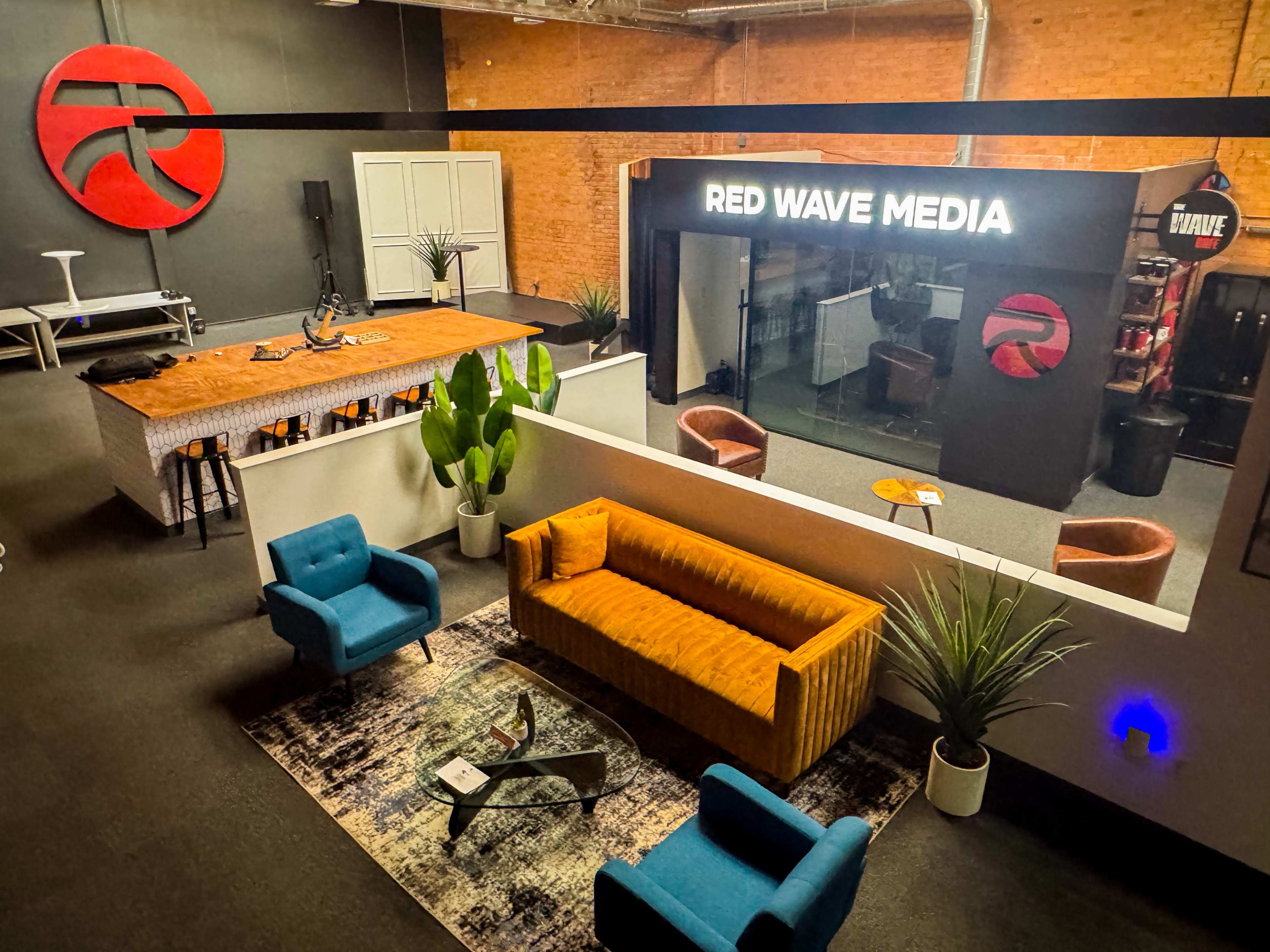 NEW Incredible Creative Studio & Business Needs Loft Image in South Dallas, Dallas, TX