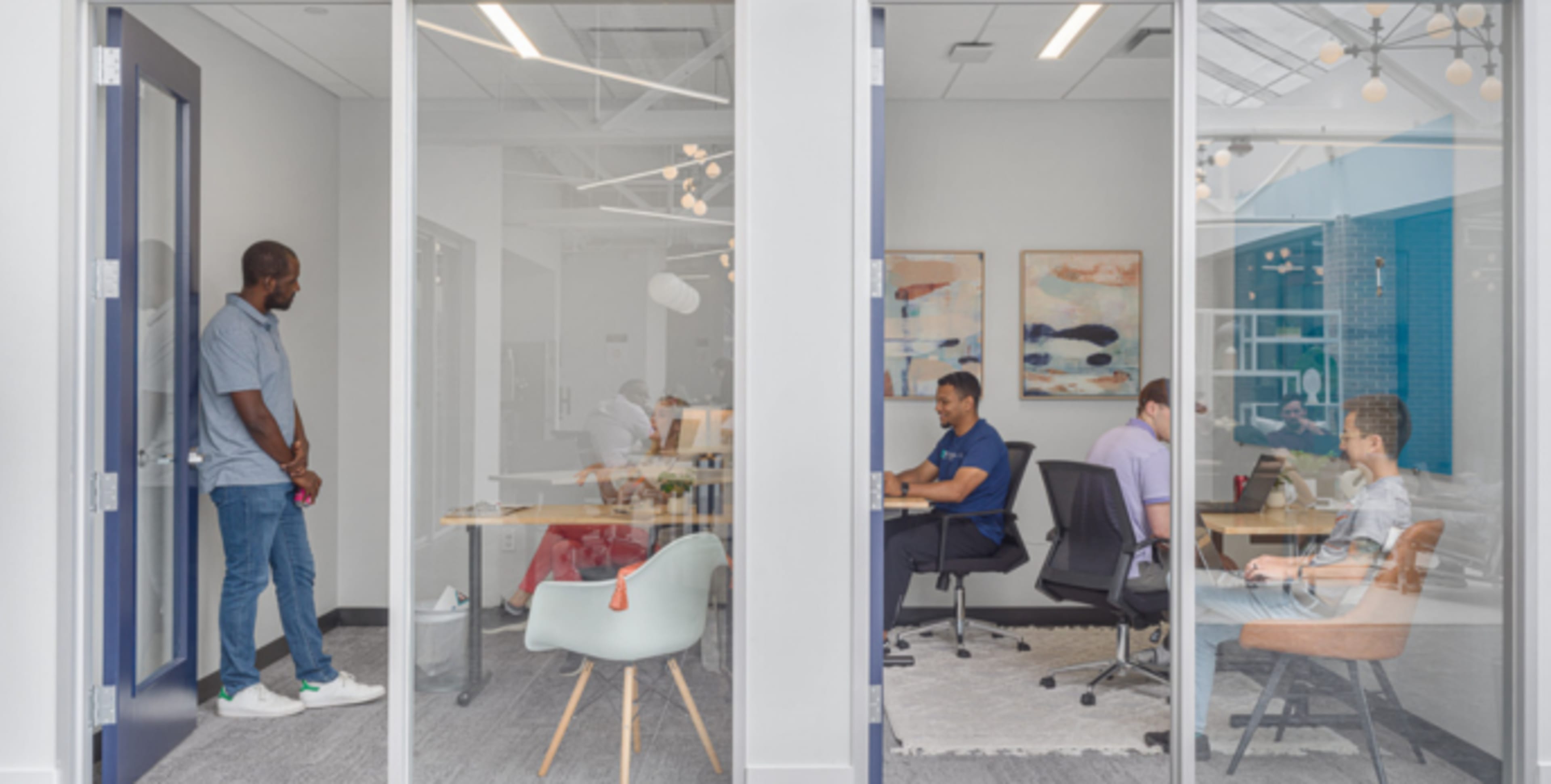 Huddle Room for 4 Image in Downtown West, Minneapolis, MN