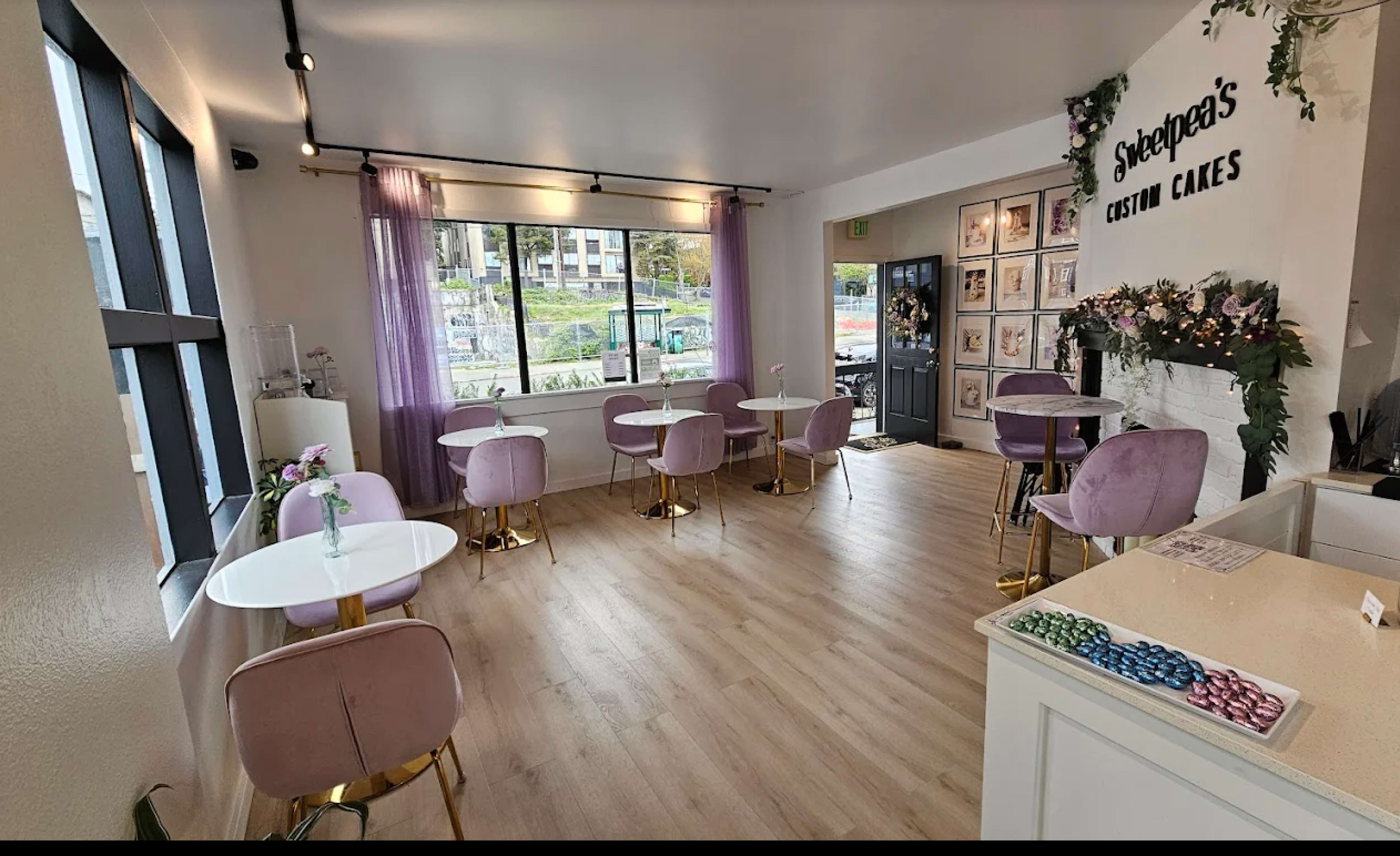 Cute and Bright Event Space with lot of Light Image in University Heights, Seattle, WA