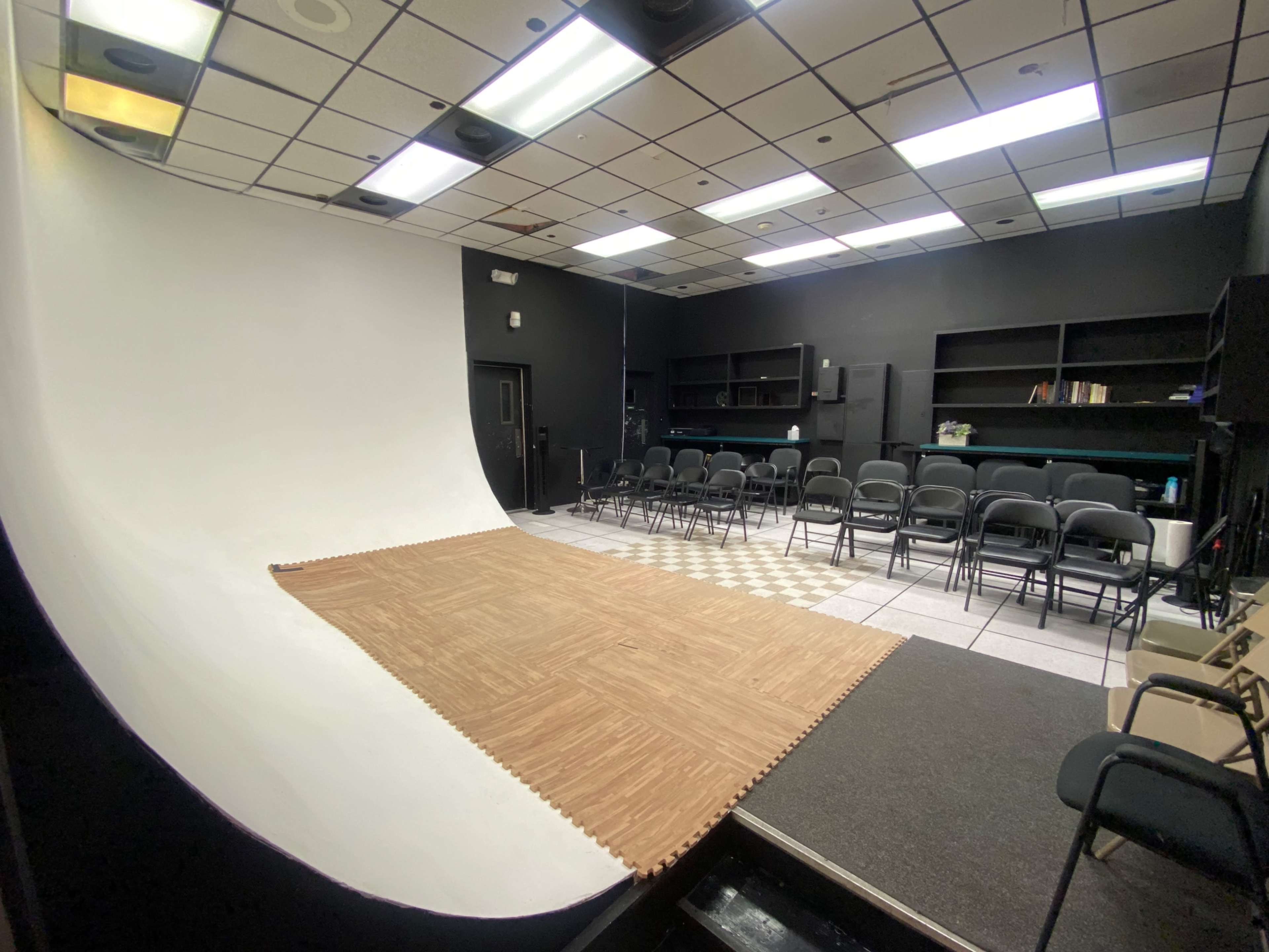 2 Wall Cyclorama and Photo / Video Studio Image in Northwest Side, San Antonio, TX