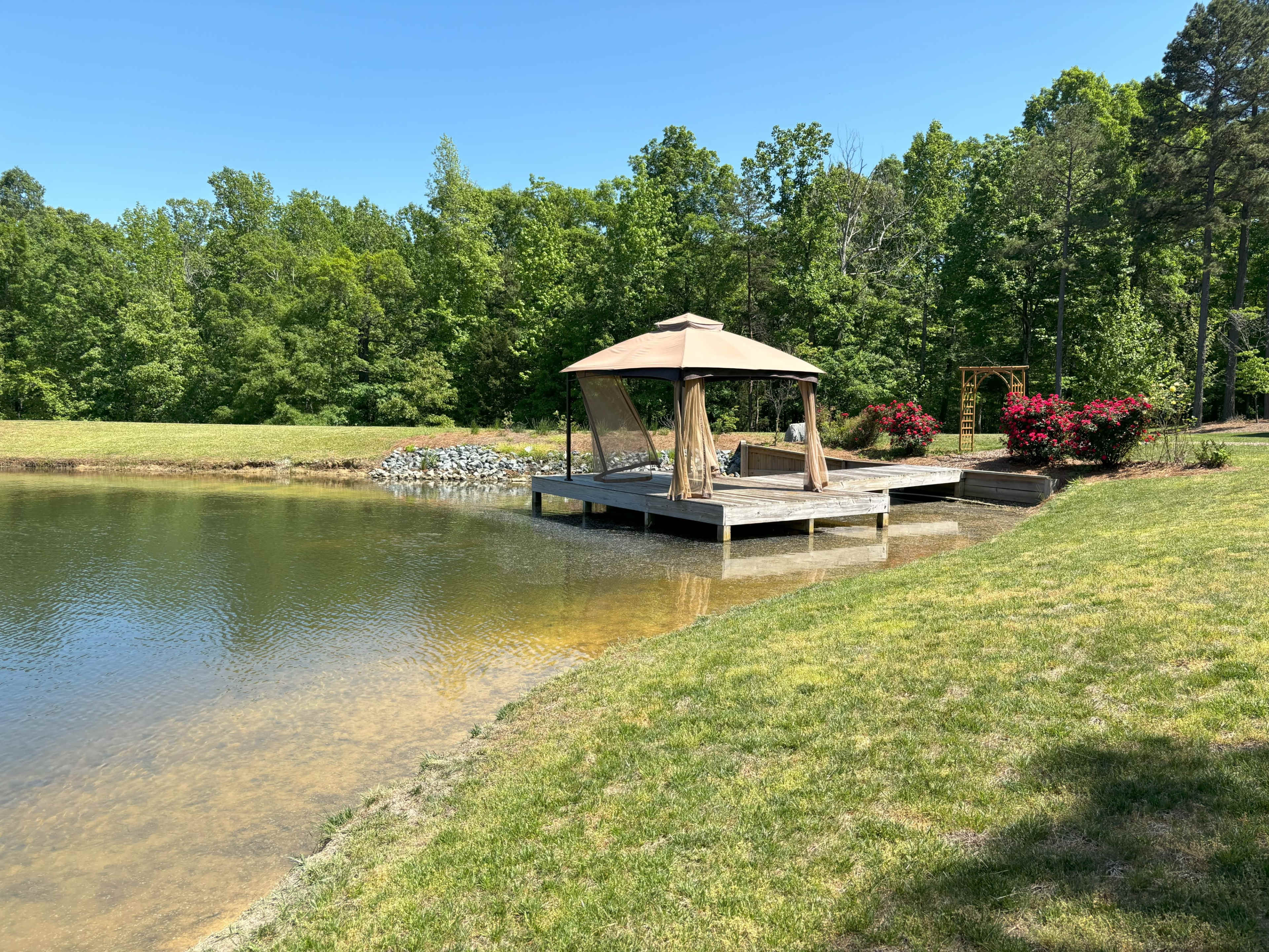 Elysian Oasis: Versatile Estate for Corporate Retreats, Events, and Gatherings Image in , Climax, NC
