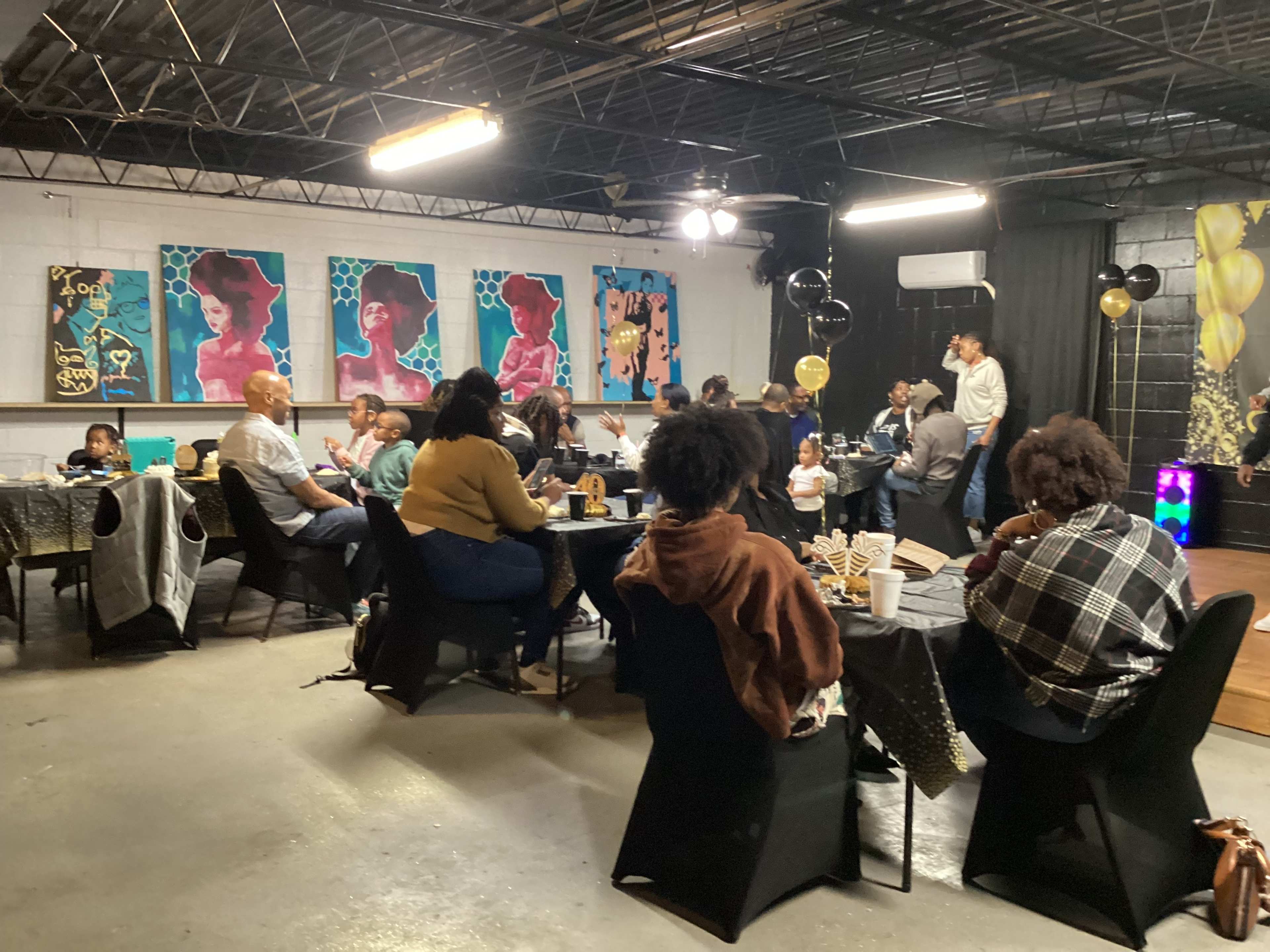 The best hidden whole in the wall in DFW  furnished for all events Image in Cedar Crest, Dallas, TX