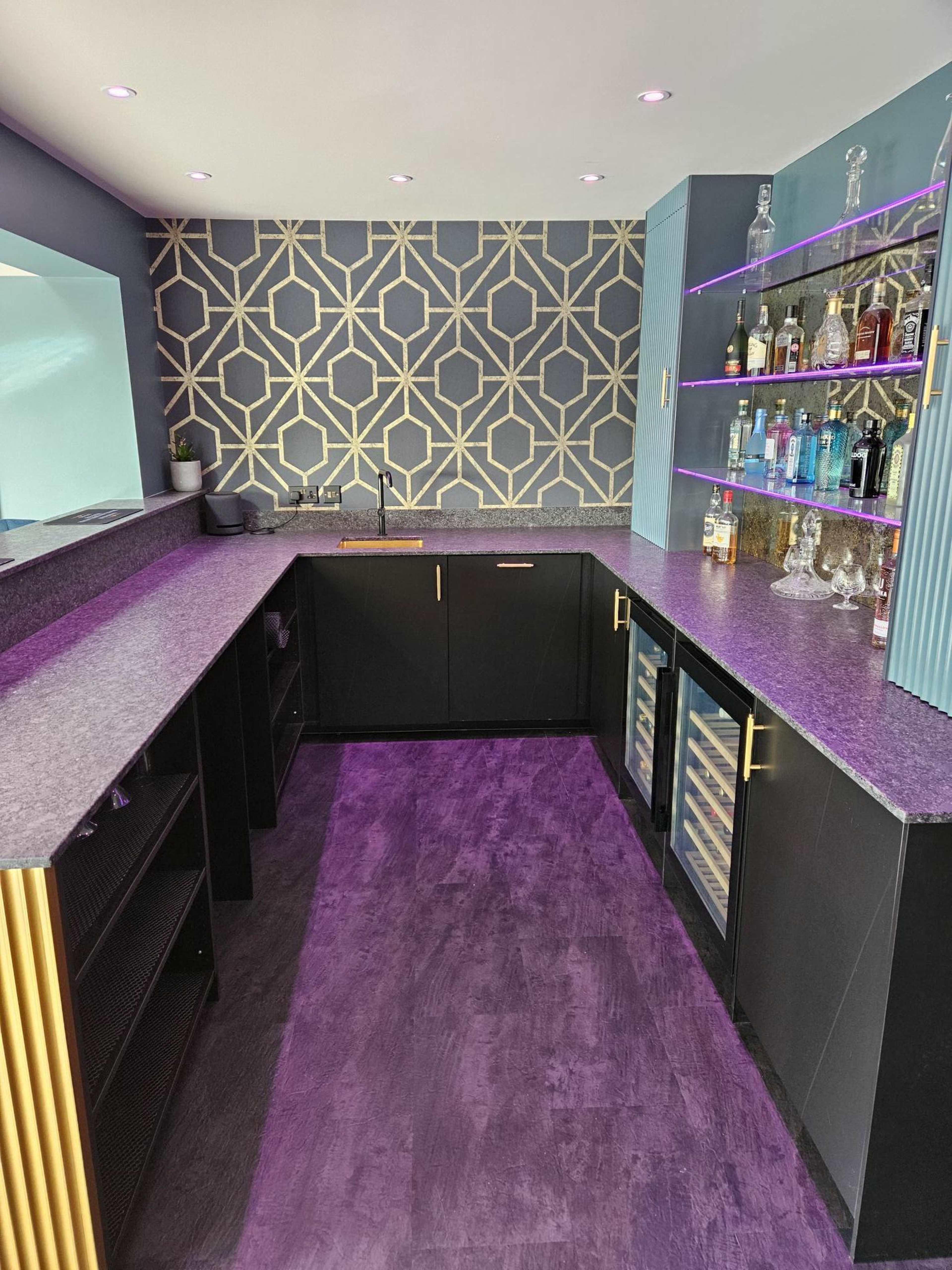 Versatile bar & outside space for any production need Image in Hedge End, Southampton, ENG