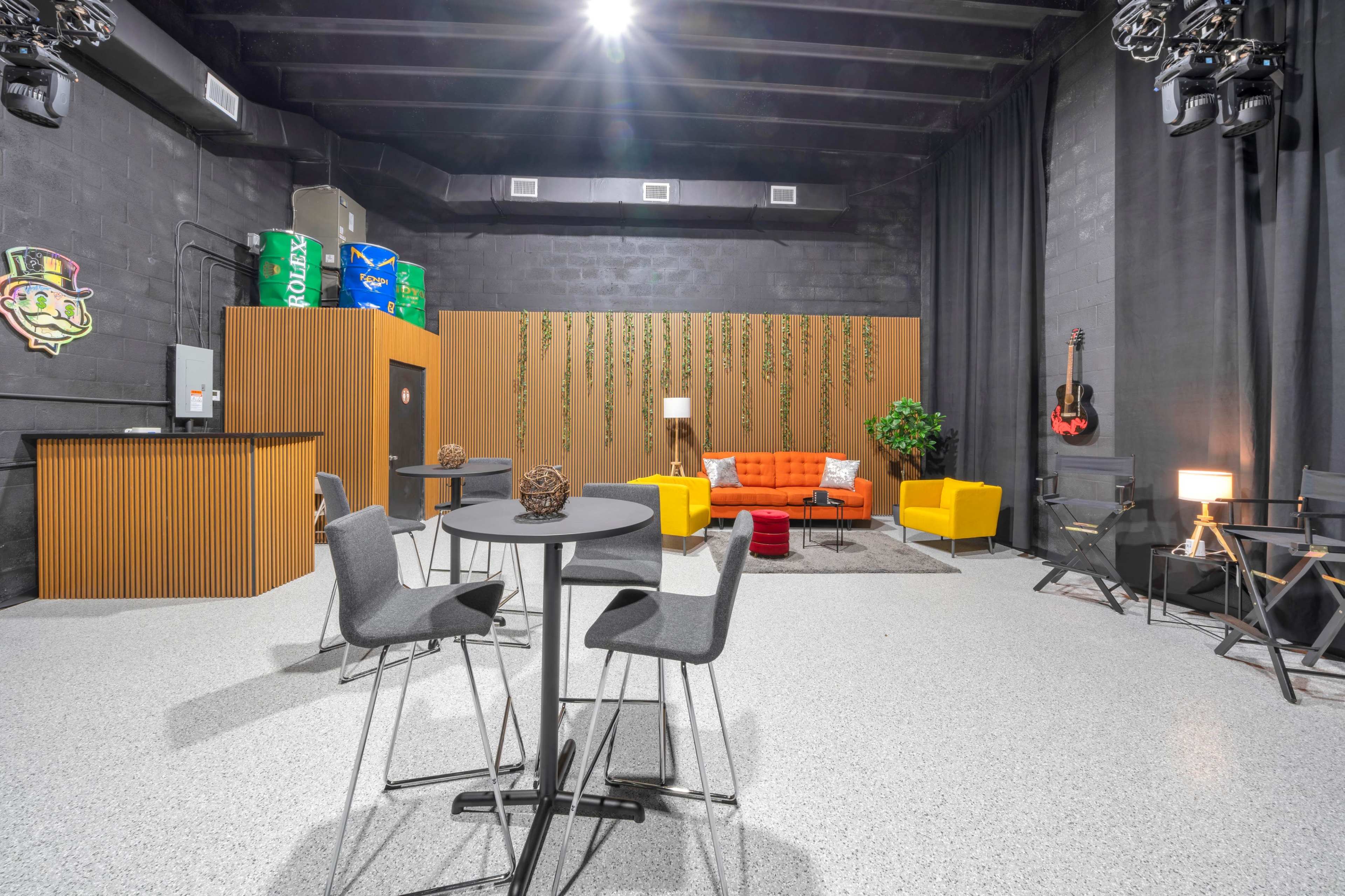 Stage Ready Studio Image in , Doral, FL