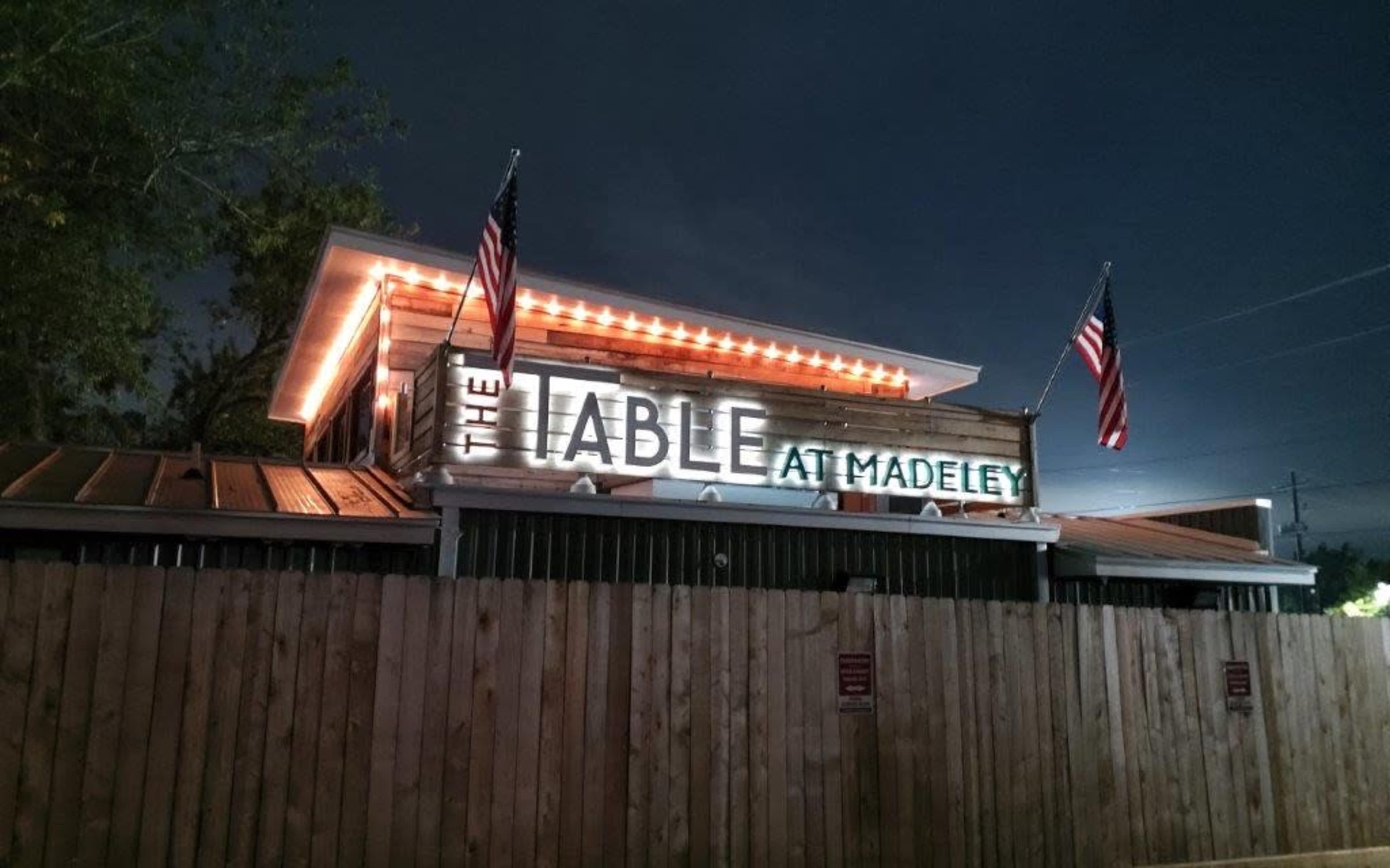 Downtown Food Truck, Inside Bar & Outdoor music venue. Image in Conroe, Conroe, TX