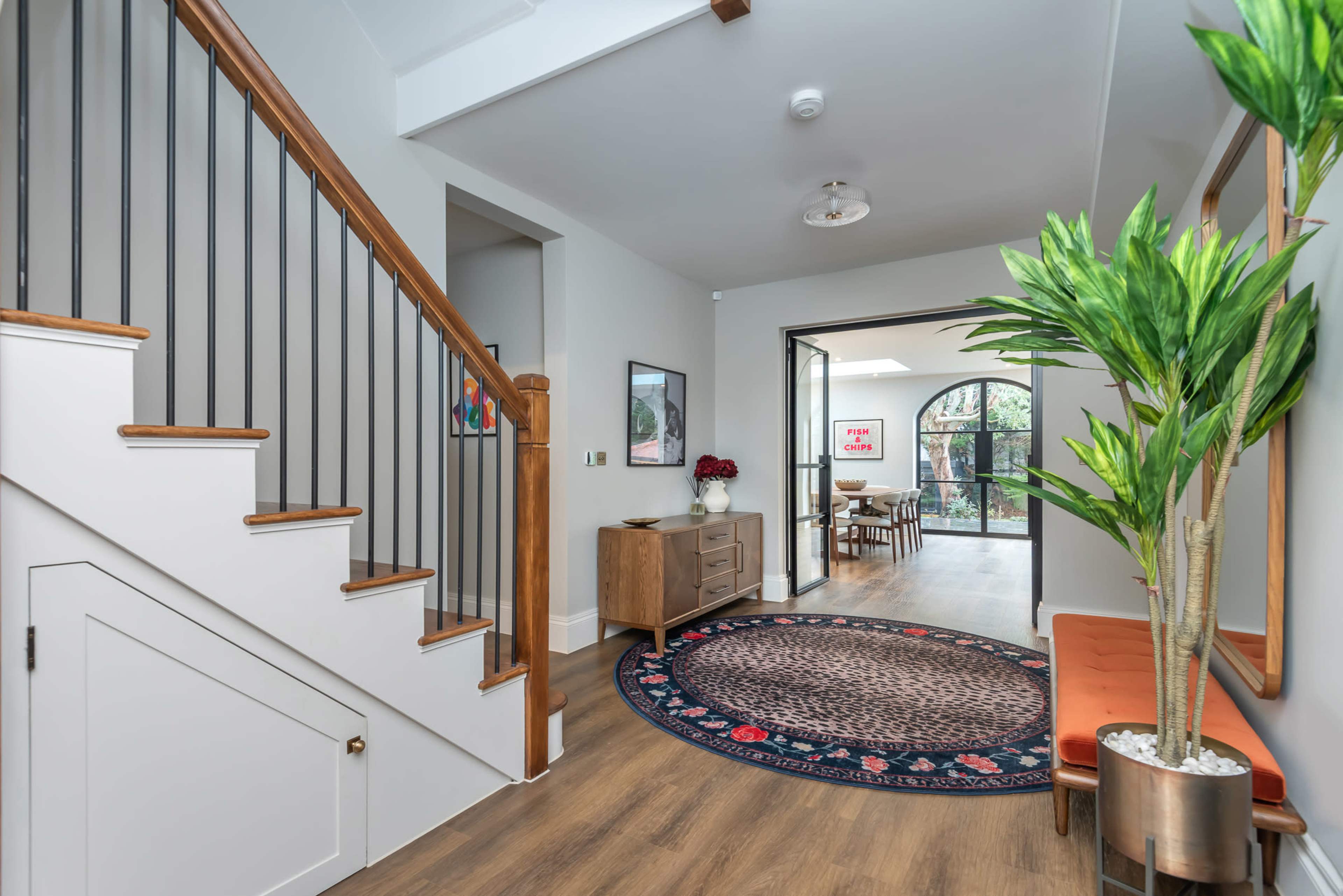 Bright & Modern Home in North London Image in London, Enfield, ENG