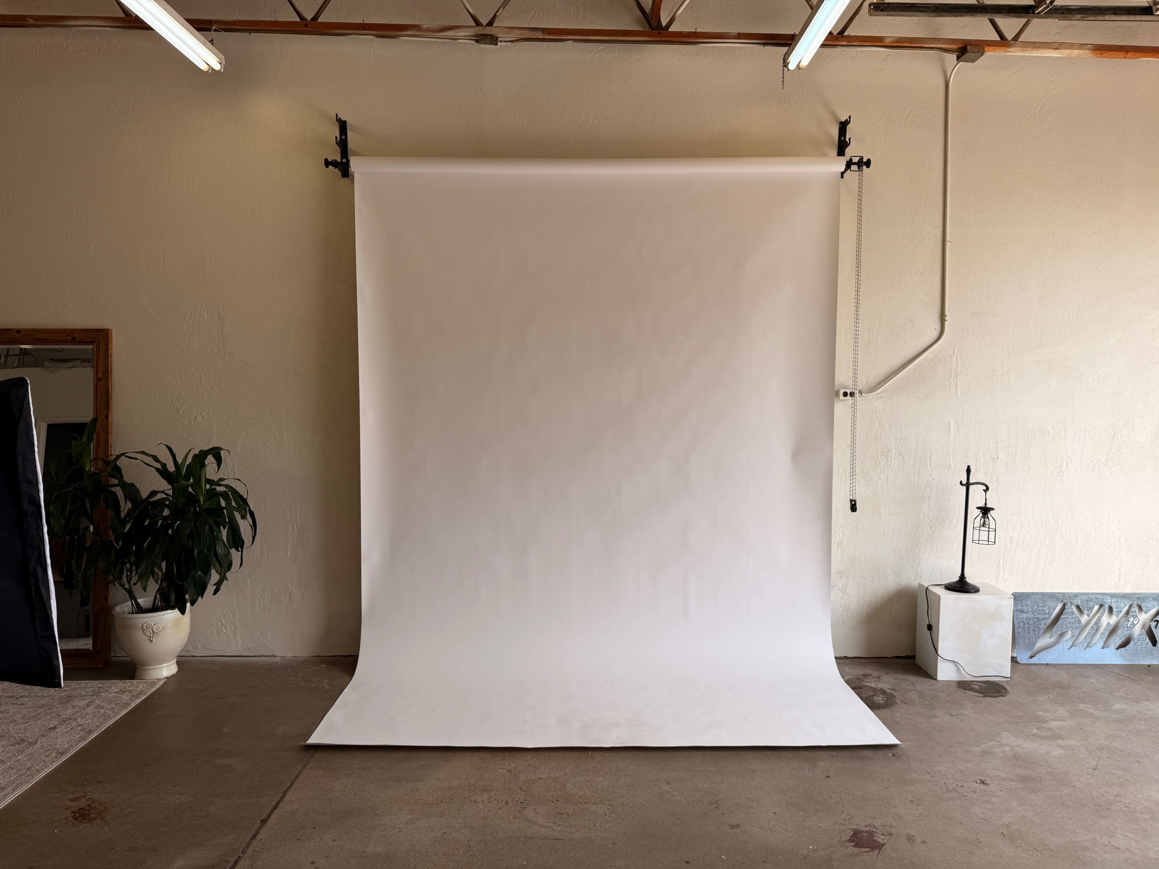 Creative Warehouse Studio Image in Deer Valley, Phoenix, AZ