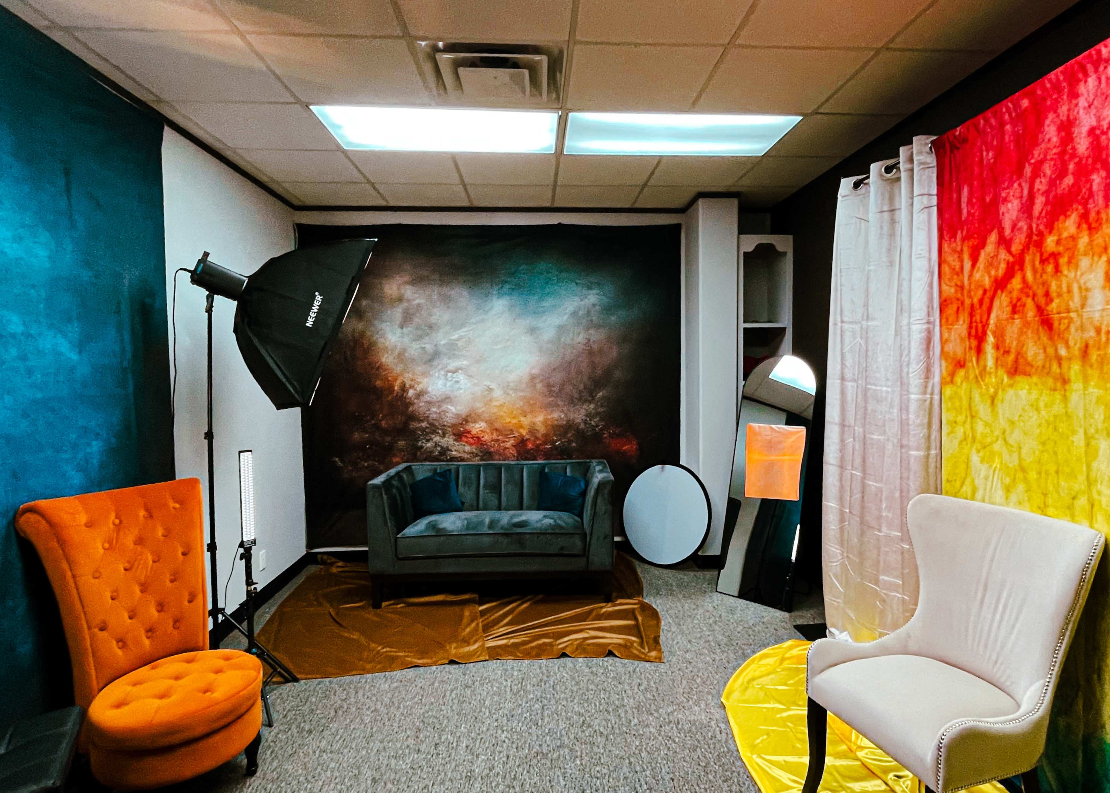 The Entire Lab Creative Studios: A new, art-forward, upscale photographer’s studio with multiple studios, green room and sales office capabilities. Image in , Houston, TX