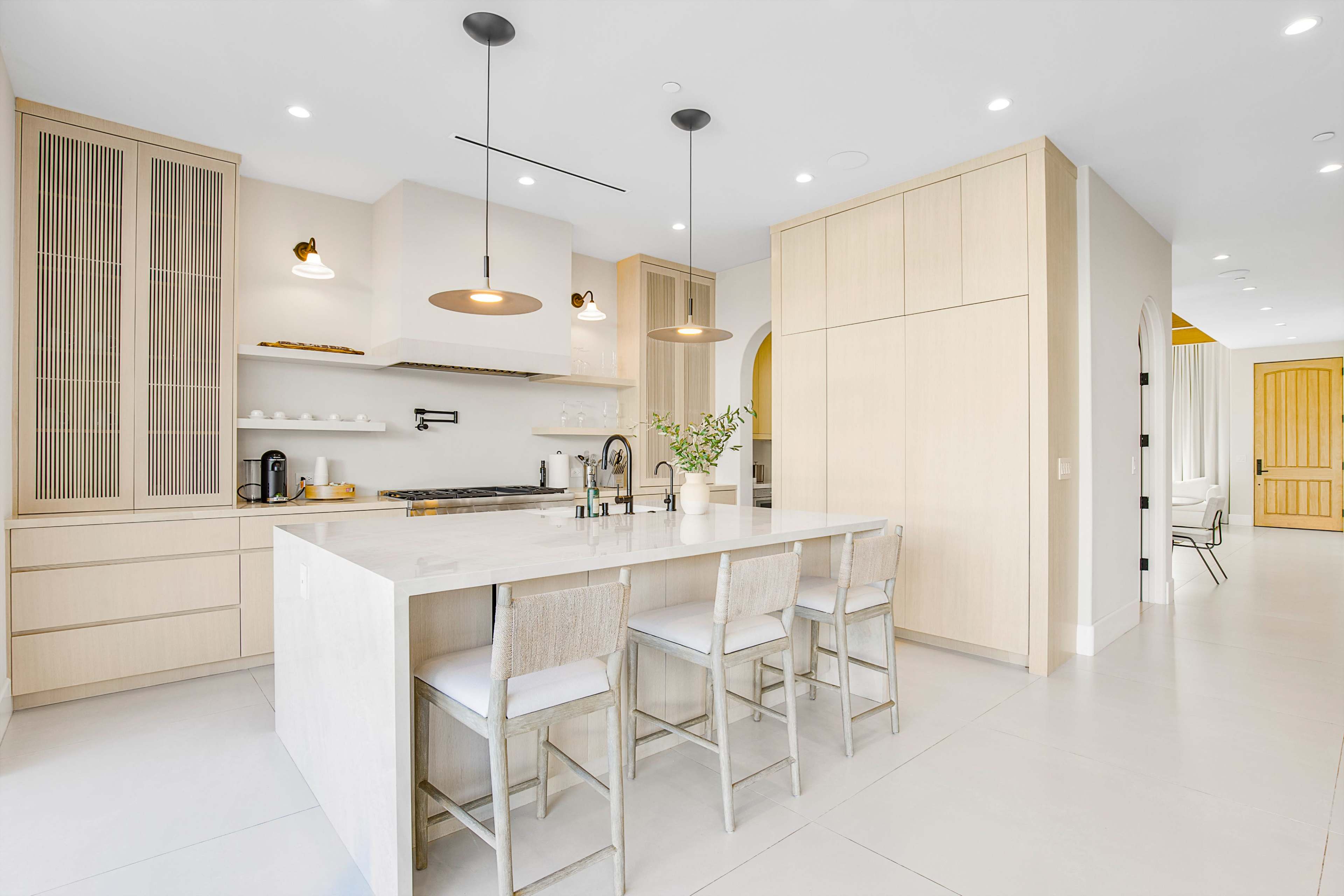 VILLA CAMELIA LUXE VILLA DREAMY POOL OASIS Image in Studio City, Los Angeles, CA