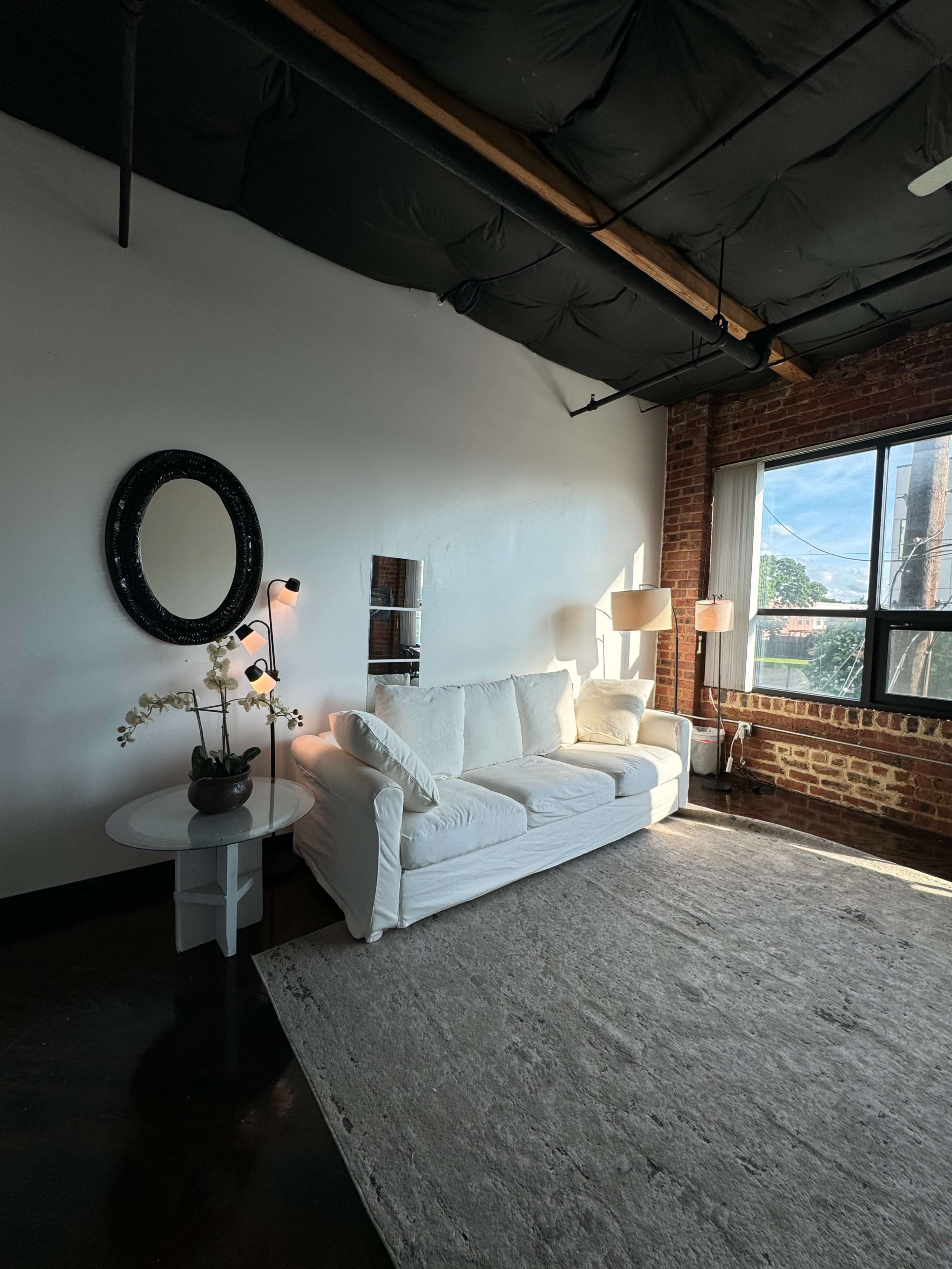 Open Loft Studio near Downtown Dallas Image in Cedars, Dallas, TX