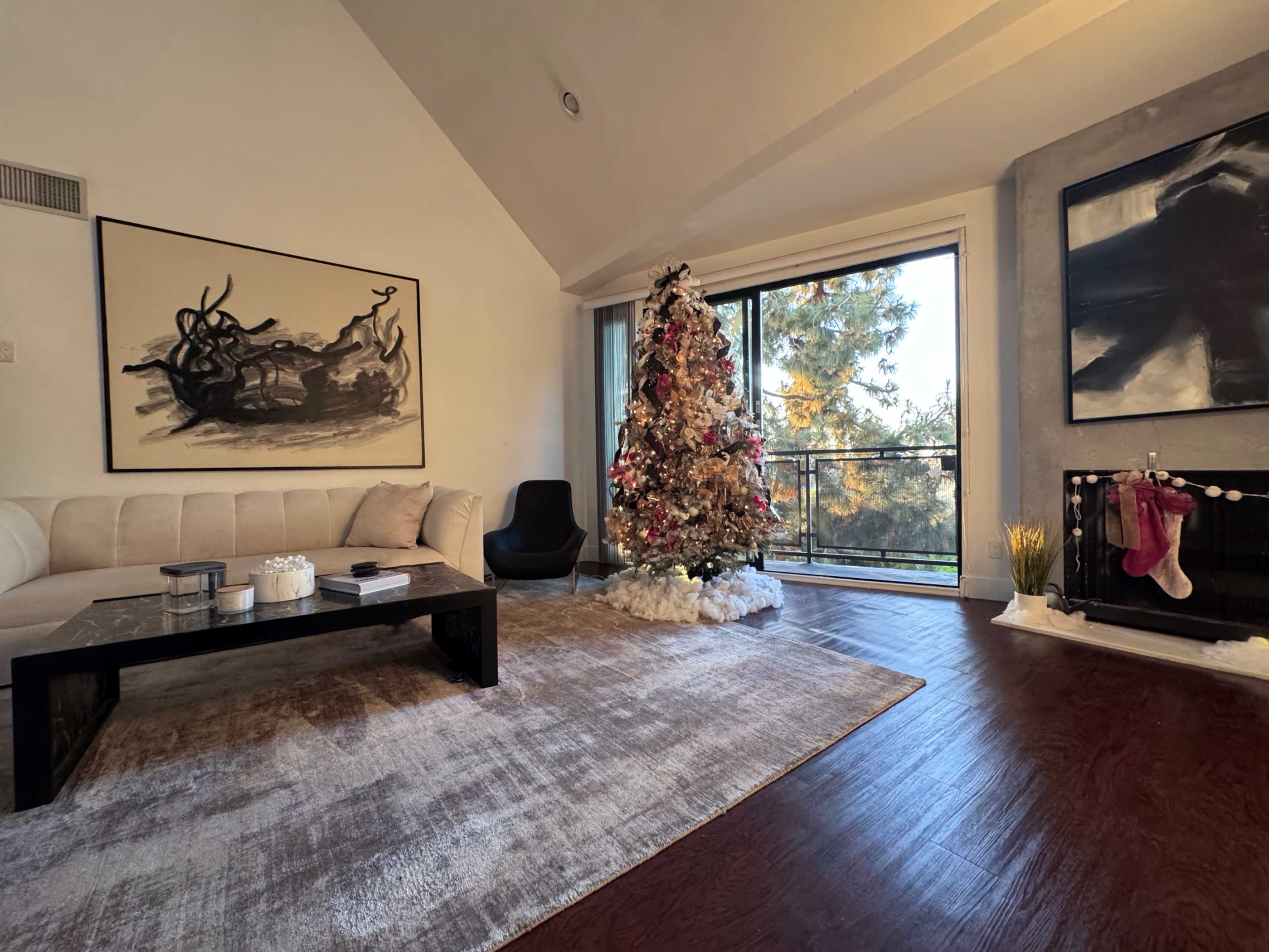 $2M Penthouse w/ Private Rooftop Escape & Skyline-View Balcony Image in Central LA, West Hollywood, CA