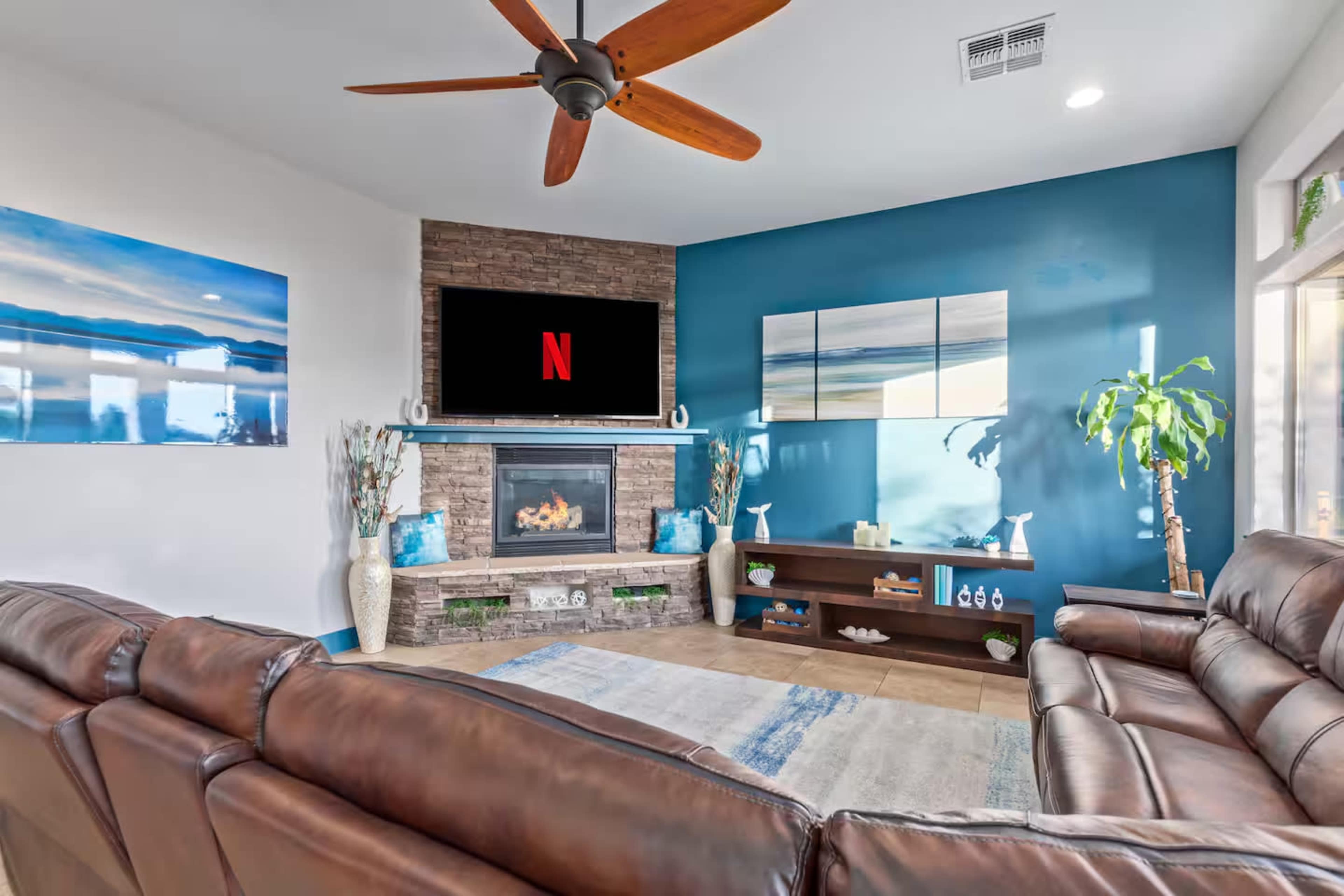 4BR Home w/ Pool and Hot Tub and much more! Image in Paradise Valley Village, Phoenix, AZ