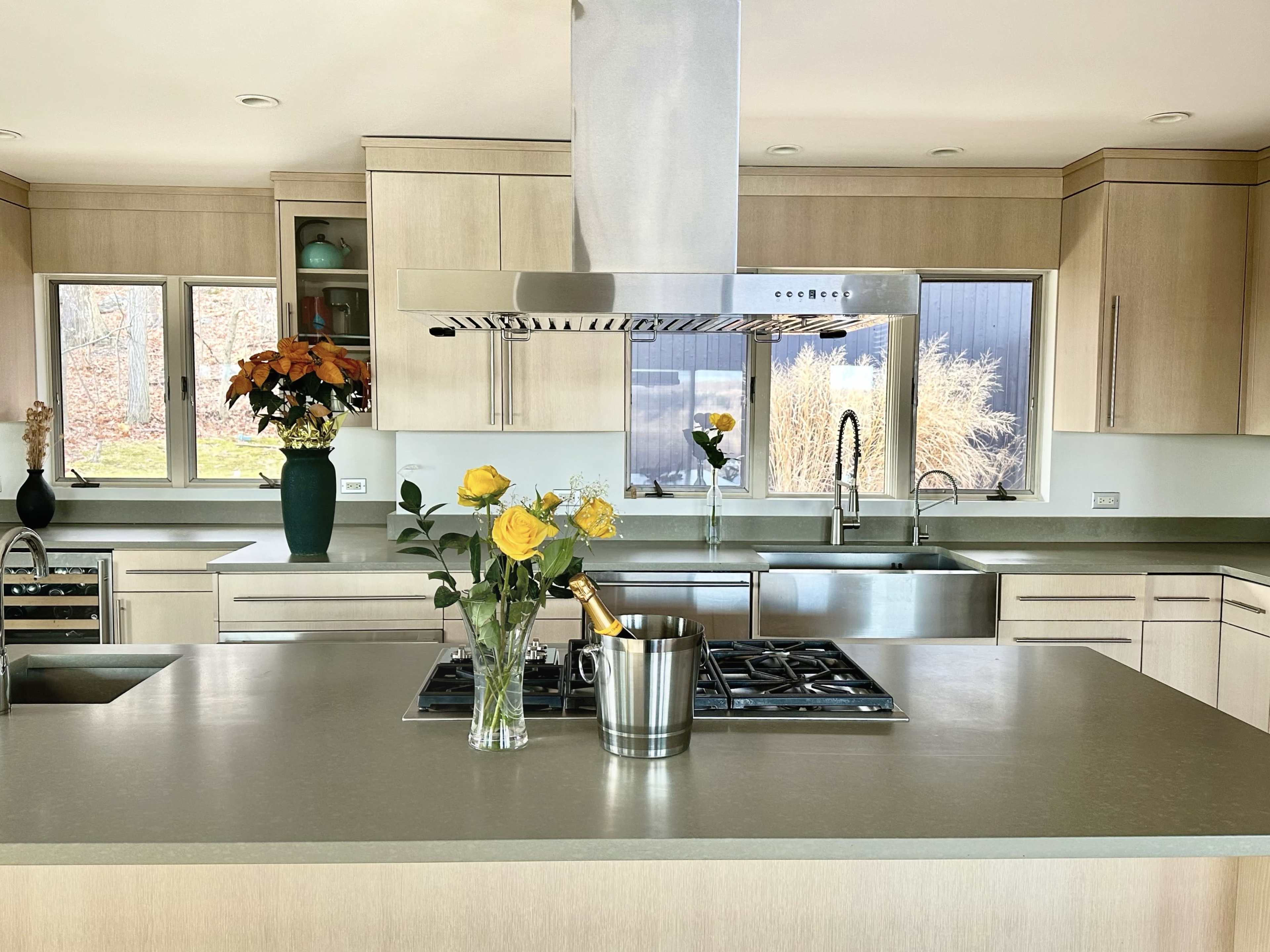 Hudson Valley River House • Stargaze & Sun Views! Image in Lloyd, Highland, NY