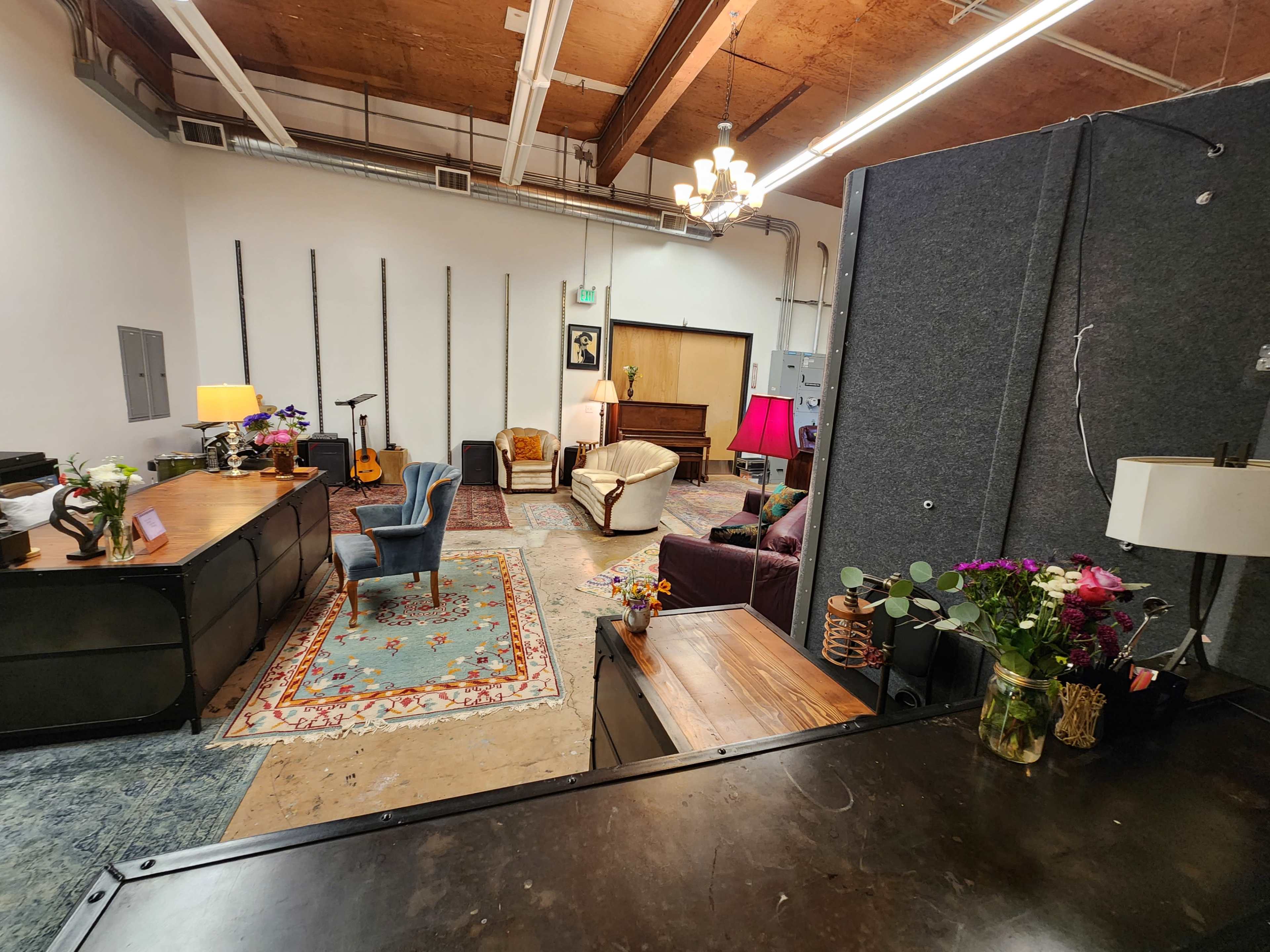 Speak Easy Lounge Vibe for Screenings, Recording and Intimate Gatherings. Image in Central Berkeley, Berkeley, CA