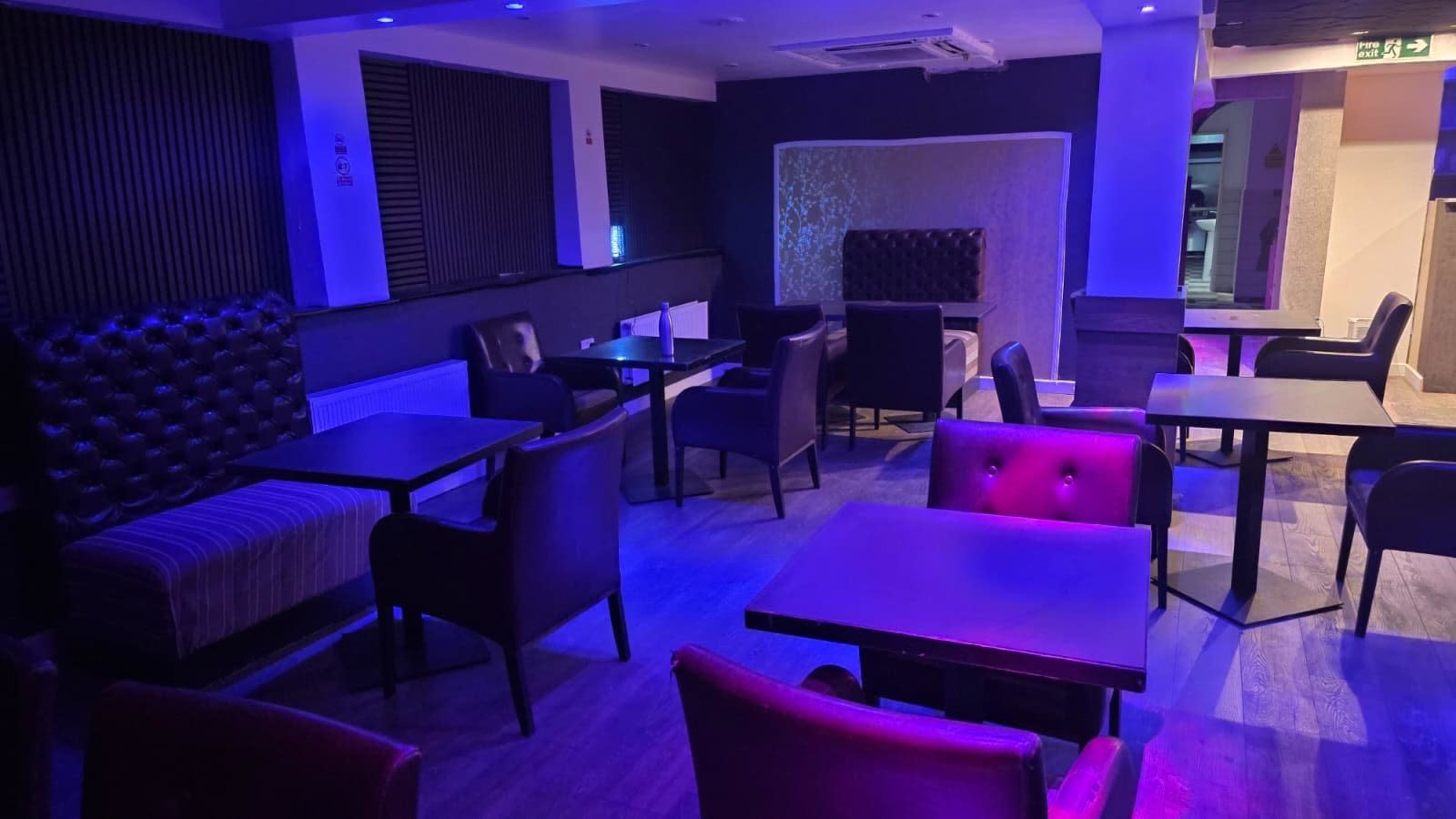 Spacious Venue for Dining, Music and Events Image in Luton, Luton, ENG