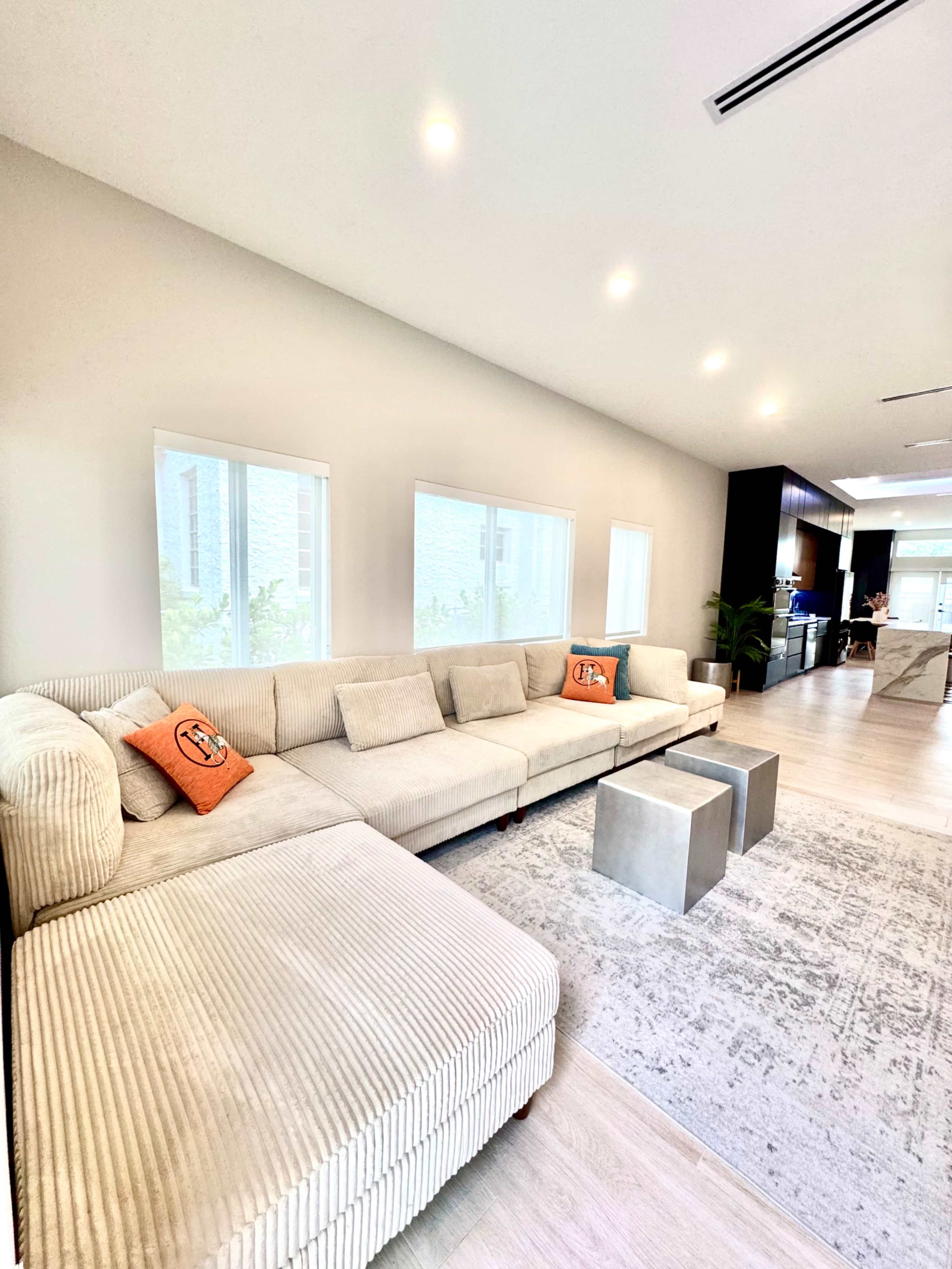 Contemporary Miami Oasis – New Construction with High Ceilings in Central Miami Image in Little Havana, Miami, FL