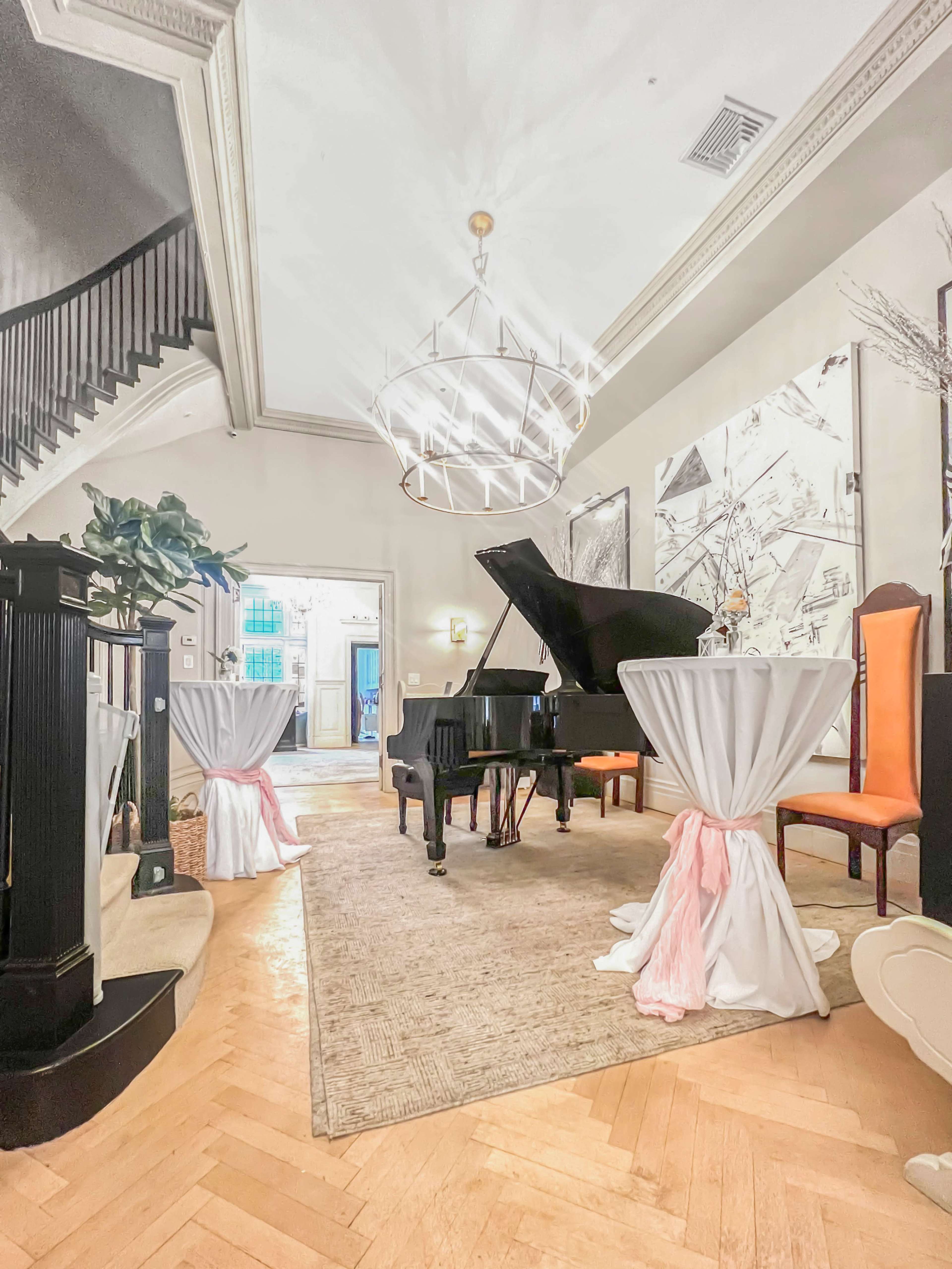 Exquisite Upper East Side House: A Haven of Elegance and Charm - Entire House Image in Lenox Hill, New York, NY