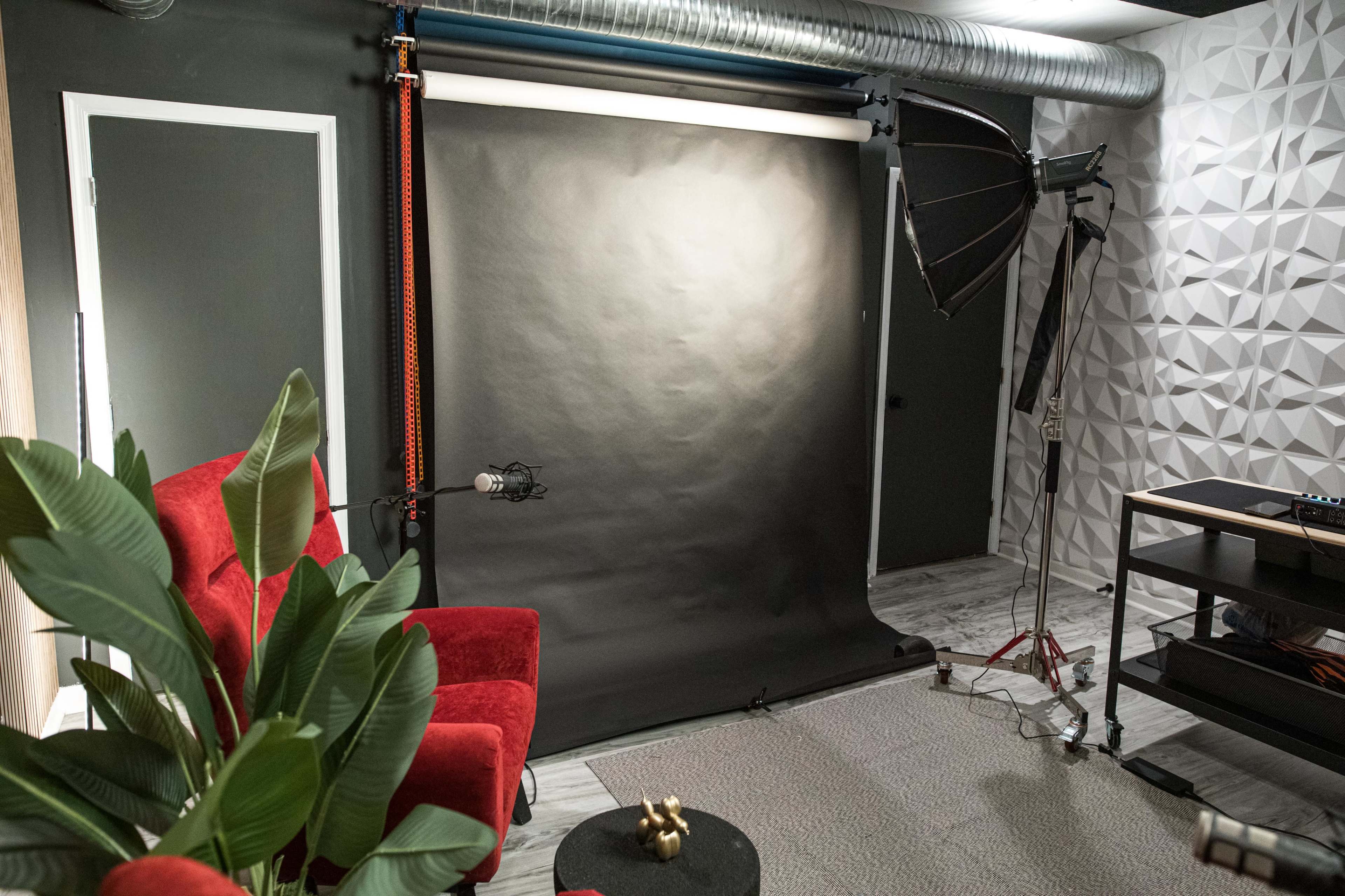 Downtown Content Studio With Modern Upgrades Image in Norfolk, Norfolk, VA