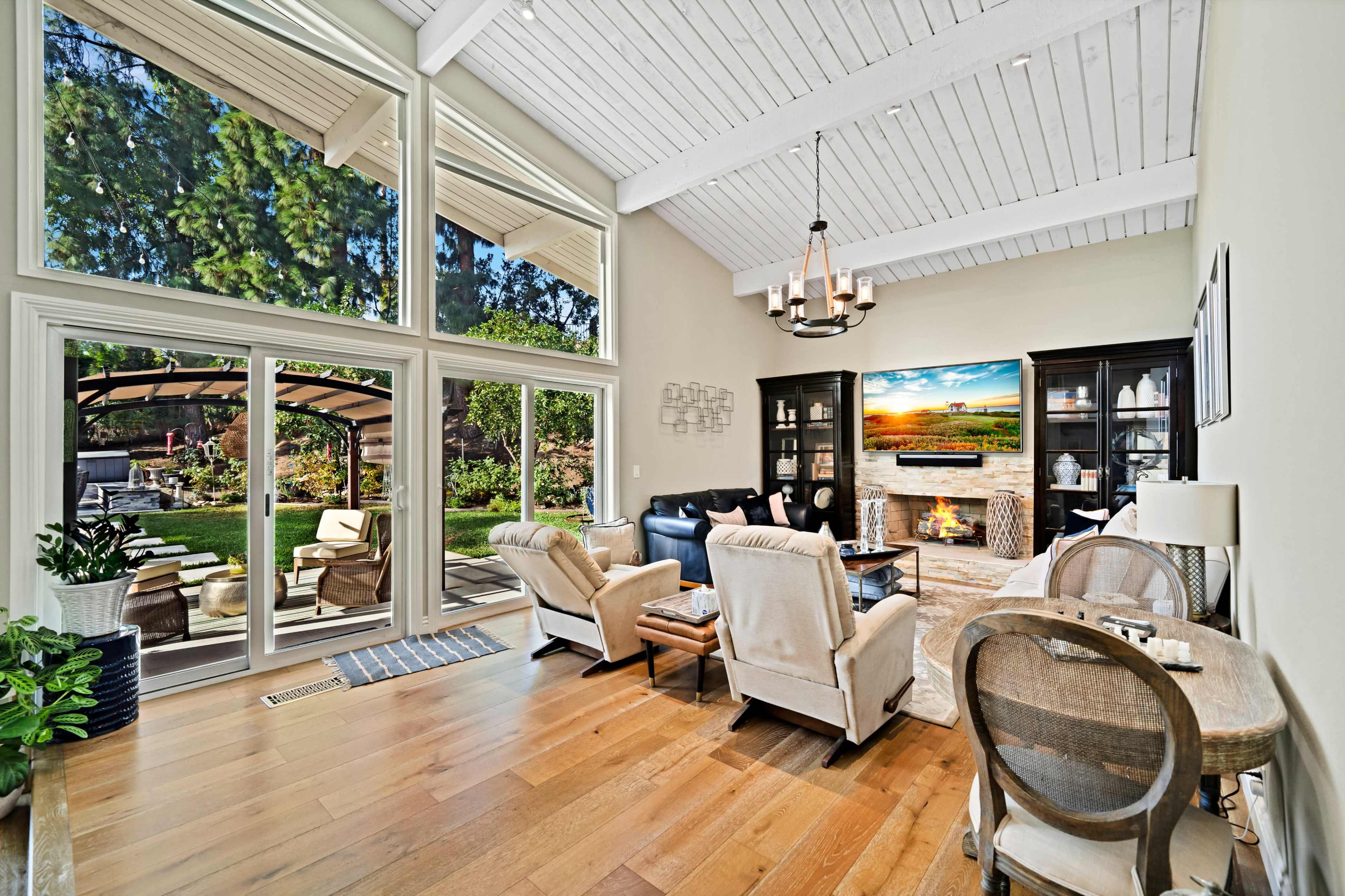LUXE HAVEN WITH ENDLESS CALIFORNIA VIBES Image in Woodland Hills, Woodland Hills, CA