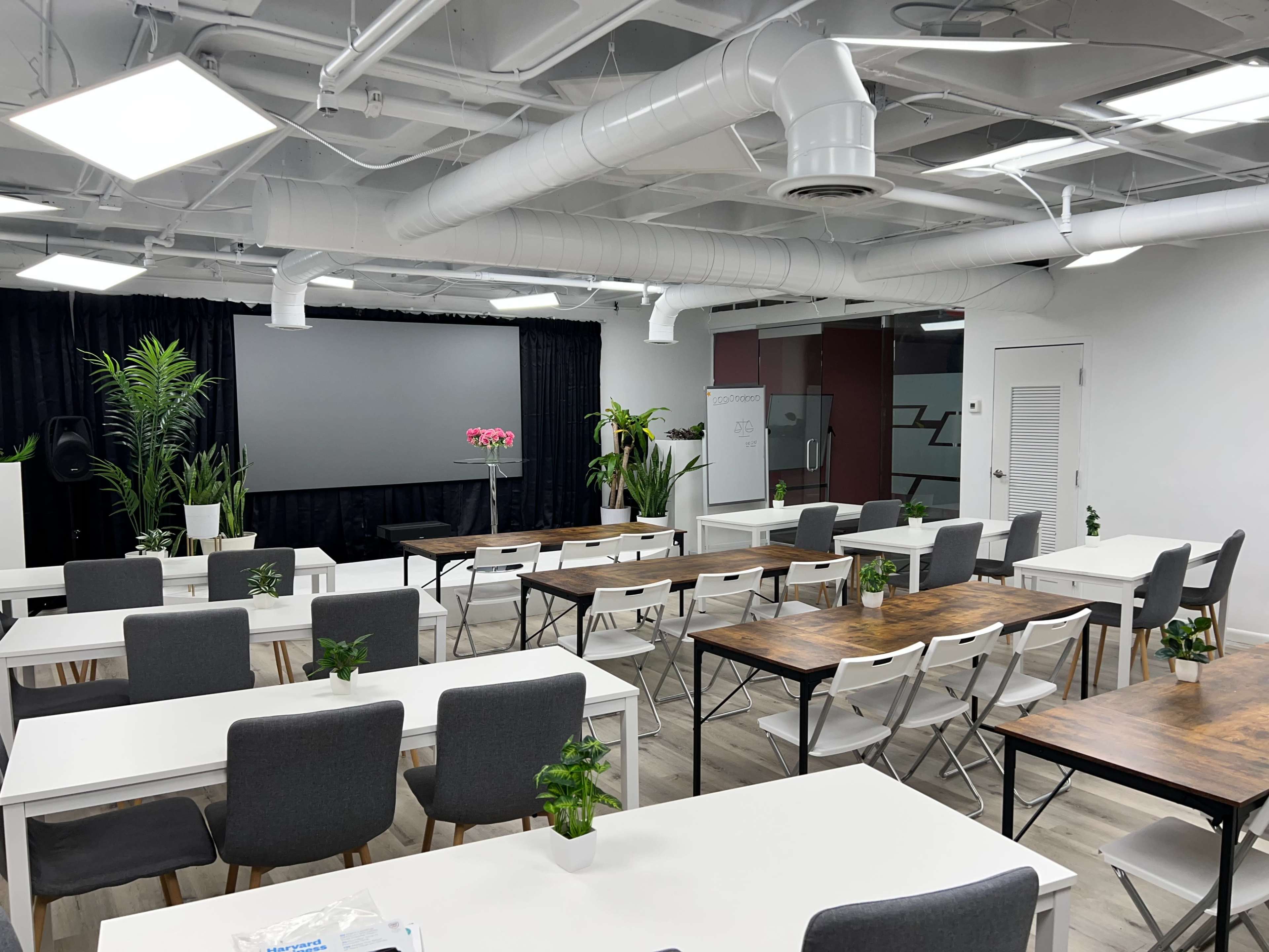 Intimate & Inspirational Event Space (PERFECT for workshops/masterminds) Image in Miami, Miami, FL