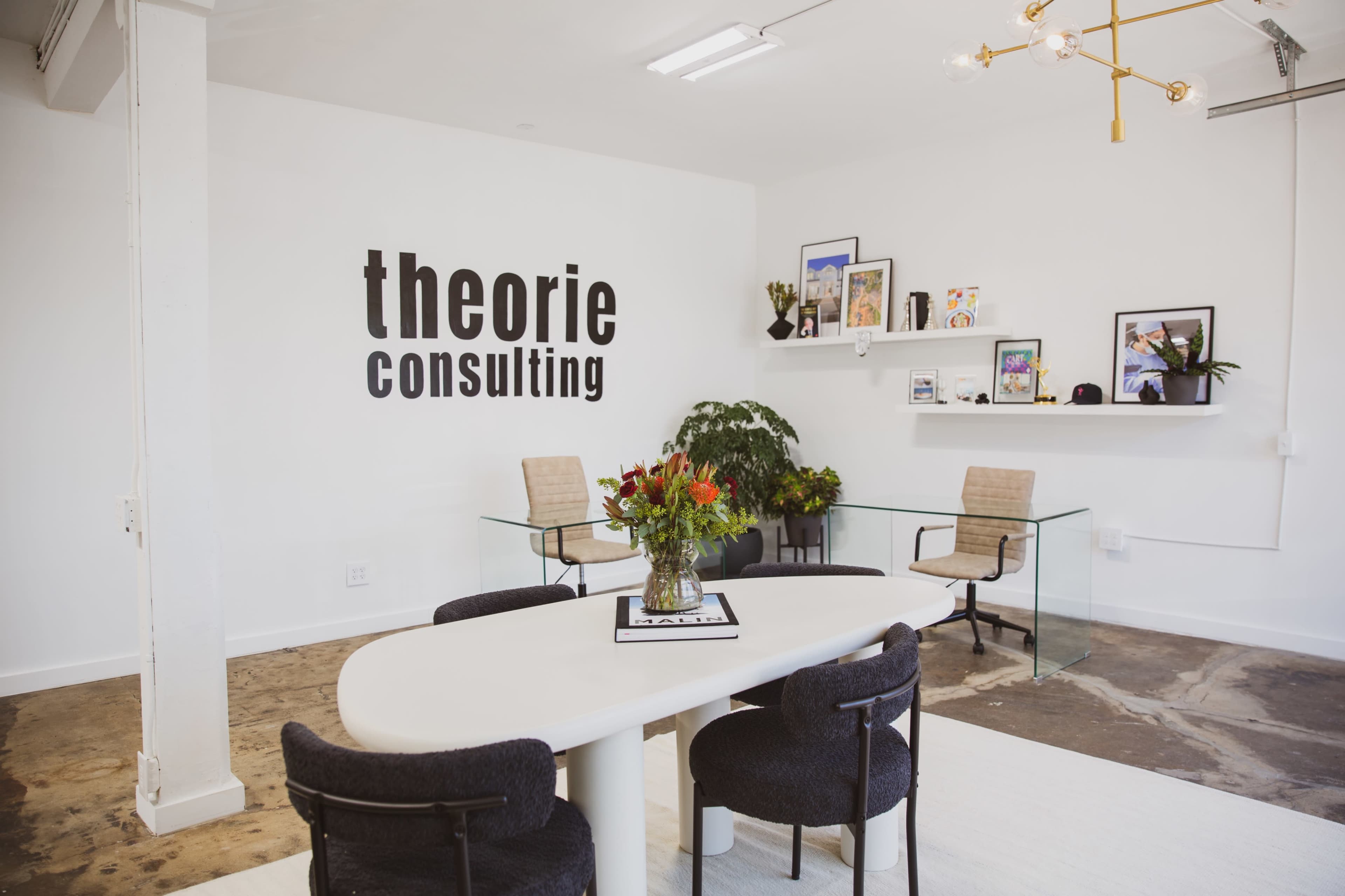 Industrial-Chic Workspace in Normal Heights with Natural Light, Ideal for Meetings & Photoshoots Image in Mid-City, San Diego, CA