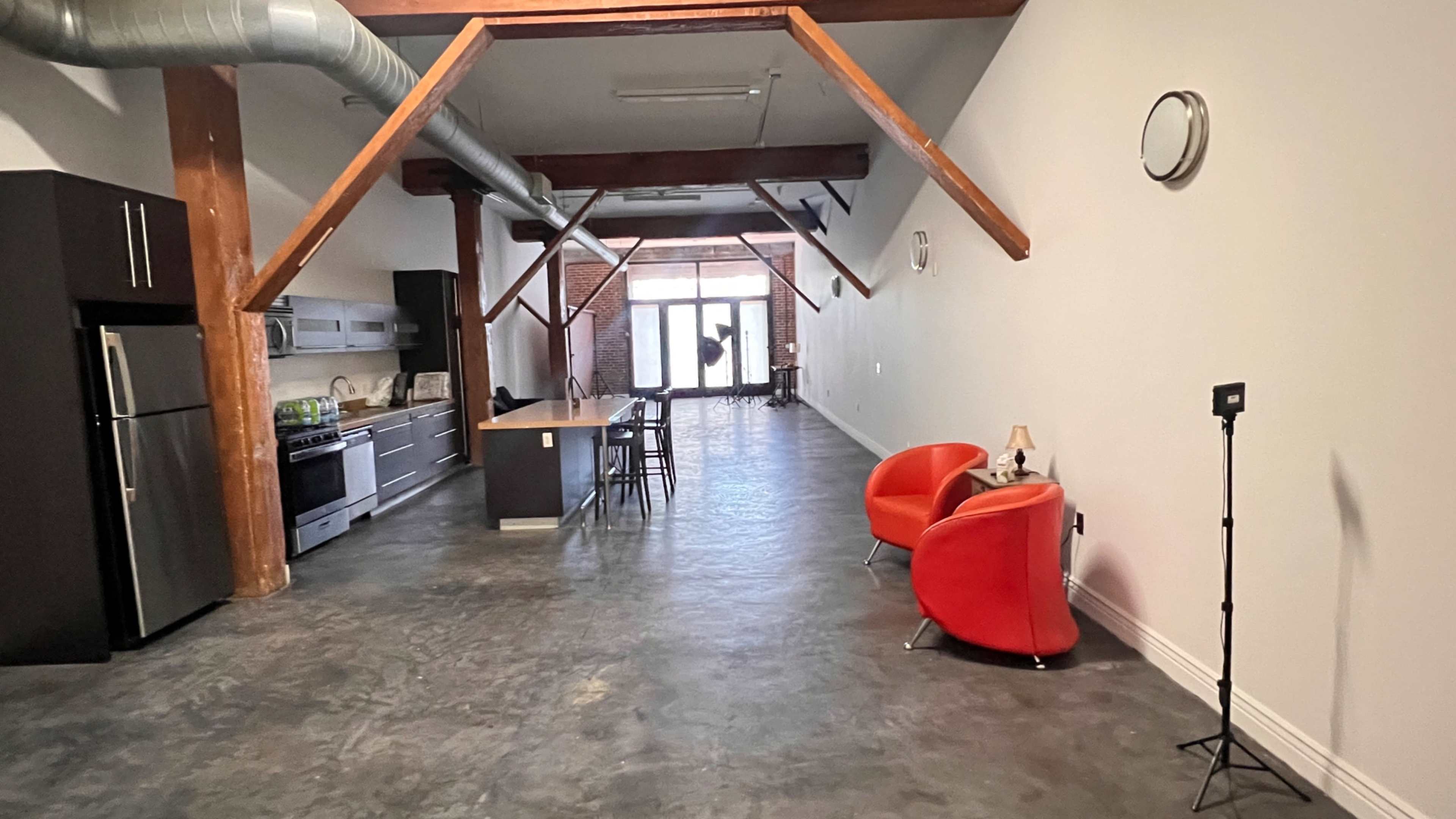 Creative Pop Up Studio with Full Kitchen and Street Access Arts District Studios 10 HOURS FOR $997 NEW YEAR FLEX BOOKING OPTION Arts District Studios is a professional, flexible creative studio located in the heart of the Arts District. Designed for film shoots, photography, pop ups, interviews, castings, and branded content. SPECIAL NEW YEAR CREATOR FLEX DEAL Book 10 TOTAL HOURS for $997. Use your hours: • All in one day • Or split into 5 hour increments • Across multiple days • Weekdays or weekends This option offers significant savings compared to standard hourly rates. Available booking windows include: 6am to 6pm 9am to 9pm 10am to 10pm  SPACE DETAILS • Approx 1300 square feet • Open studio loft layout • Full kitchen with stone countertops stainless steel appliances and large island • Tables and red chairs available • Professional lighting options available • Backdrops available • High speed WiFi • Lounge style seating • Ground floor access for easy load in • Bright west facing street level doors with natural light  LOCATION PERKS Located above Cha Cha Cha and Wurstküche Free street parking available Pay lot directly across the street Safe production friendly area  IDEAL FOR • Film and video shoots • Content creation • Pop up shops and brand activations • Product photography • Interviews podcasts and YouTube • Castings and workshops This is a bring your own gear studio. You bring the vision. We provide the space and flow.  ADD ONS In house creative consulting and direction available upon request.  BOOKING NOTES The 10 hour $997 option is limited and subject to availability. Once booked hours may be scheduled in flexible increments. Book now to secure your dates. Image in Central LA, Los Angeles ARTS DISTRICT, CA