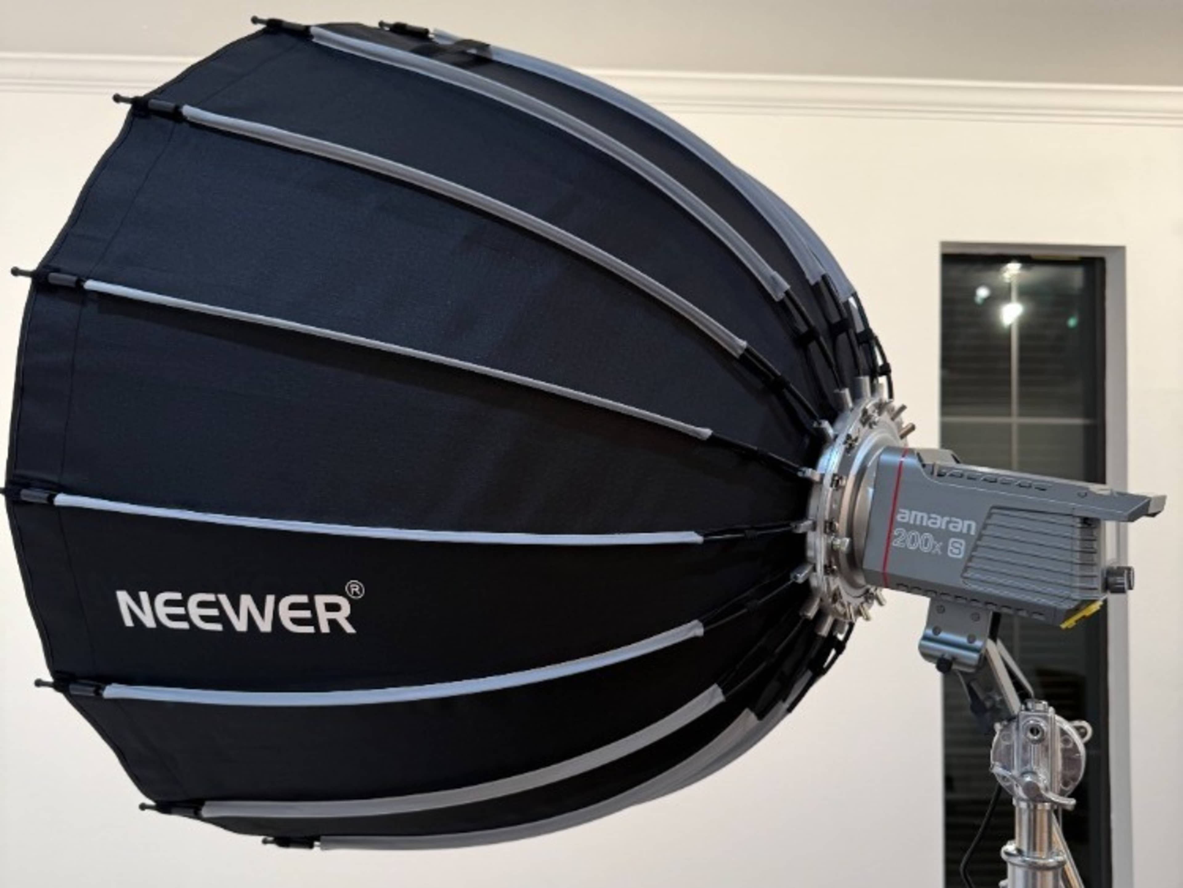 Amaron Bluetooth Light