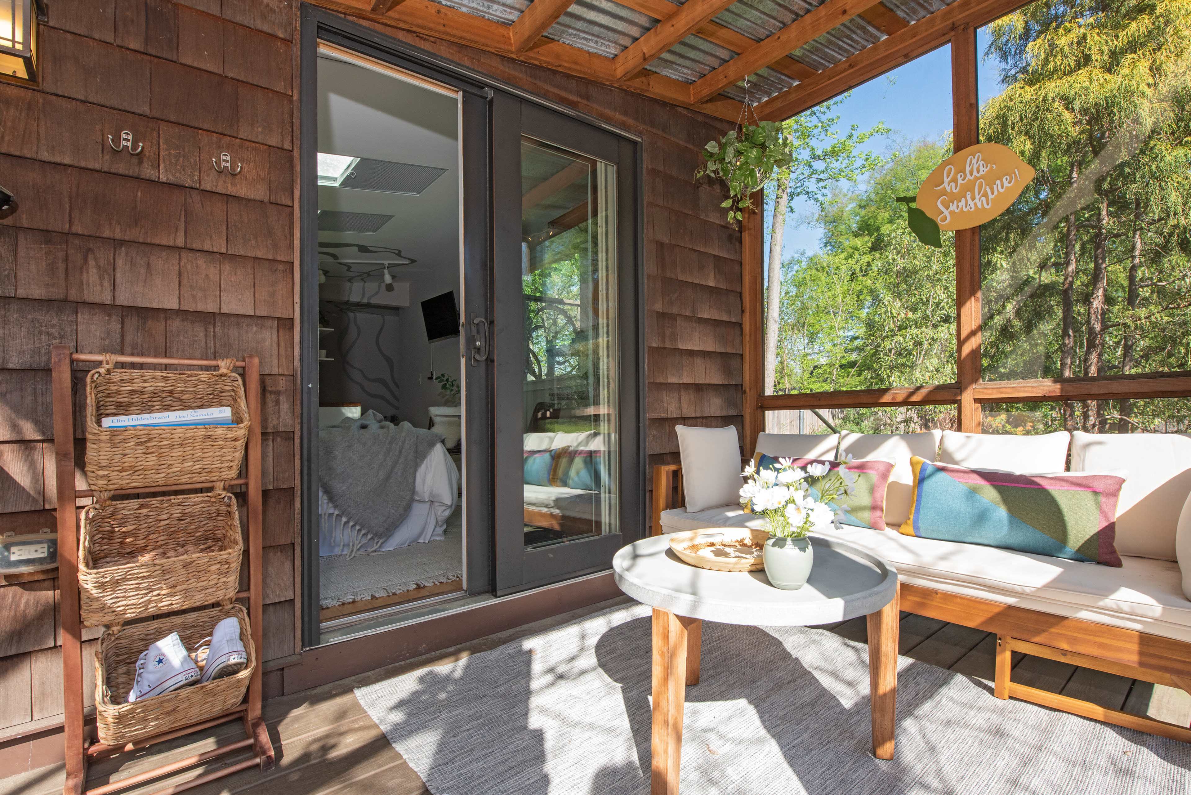 Ursa Minor - Bright, Tiny Designer Carriage House Image in Cabbagetown, Atlanta, GA