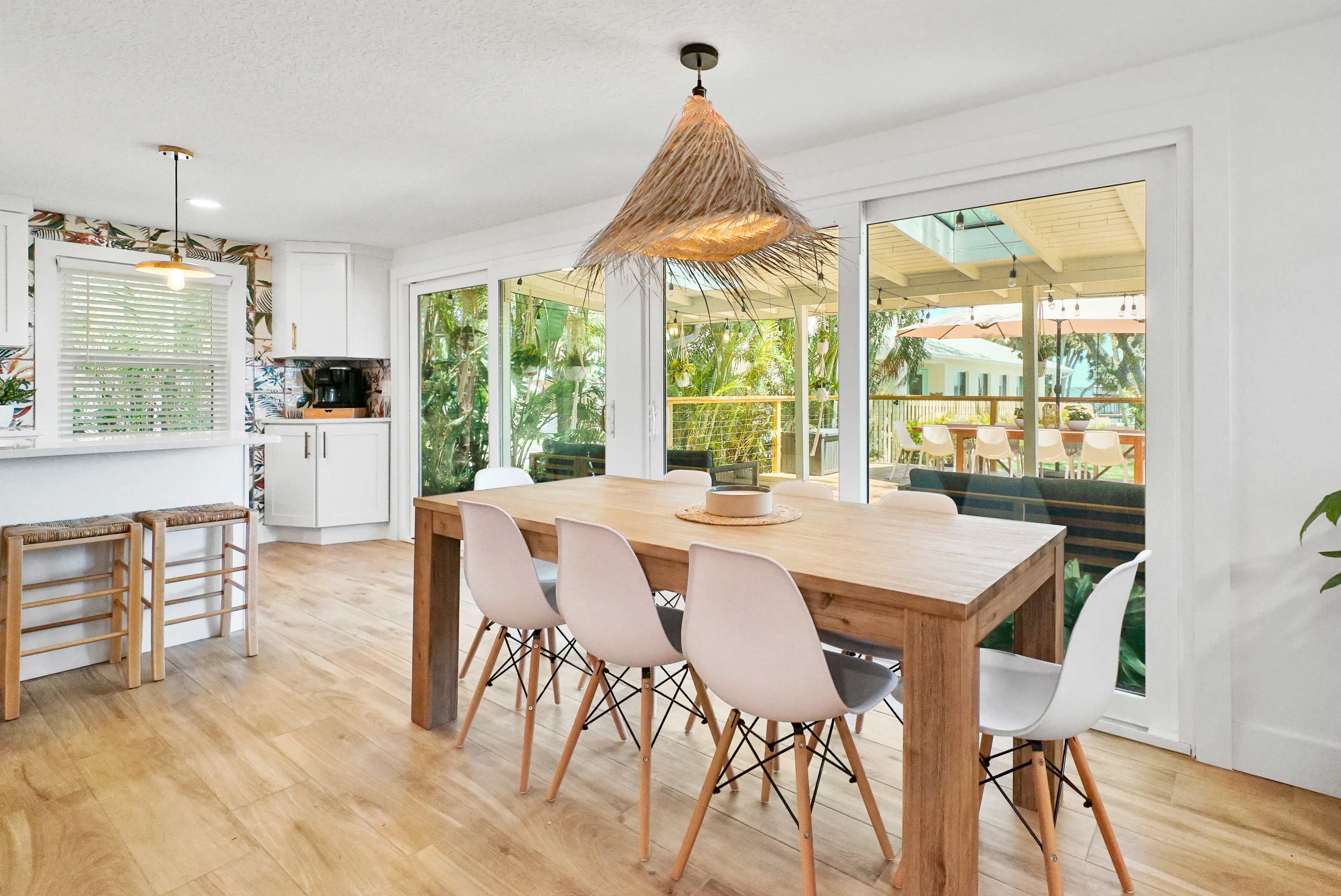 New Modern Tropical Waterfront Bungalow Estate Image in Melbourne, Melbourne, FL
