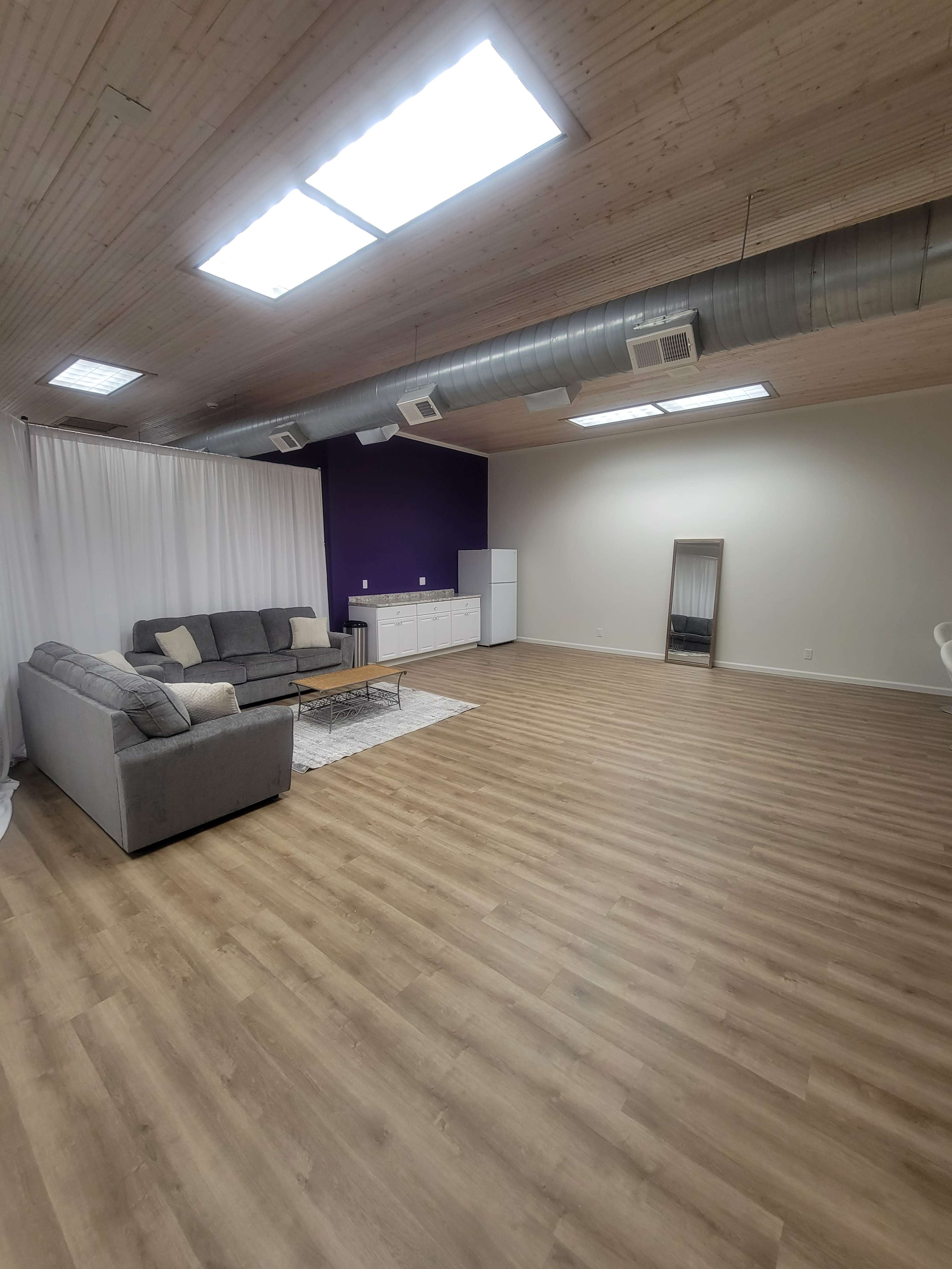 Convenient open multi-use space Image in West View, Pittsburgh, PA