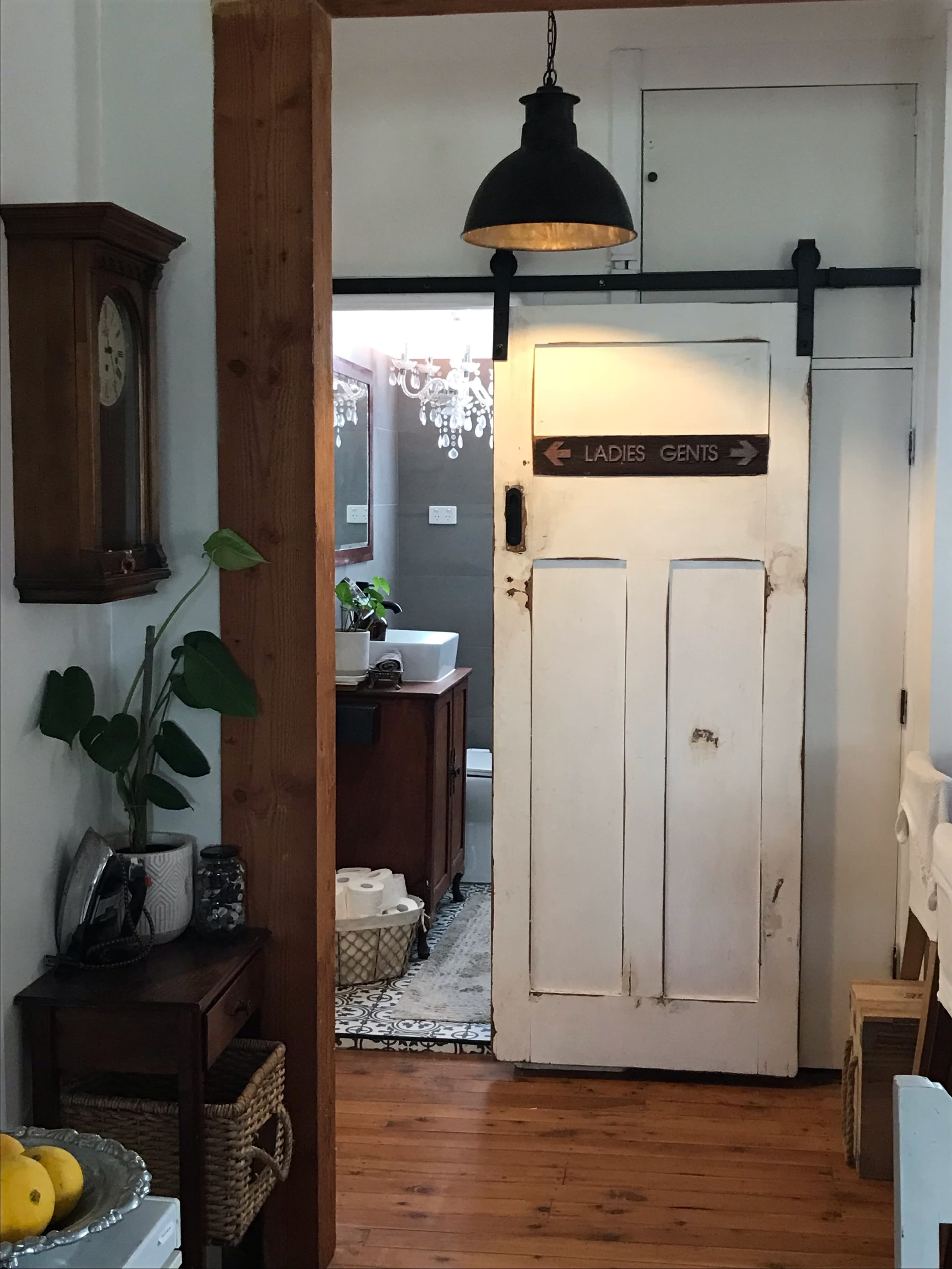 Large eclectic space with outdoor courtyard Image in Dee Why, Dee Why, NSW