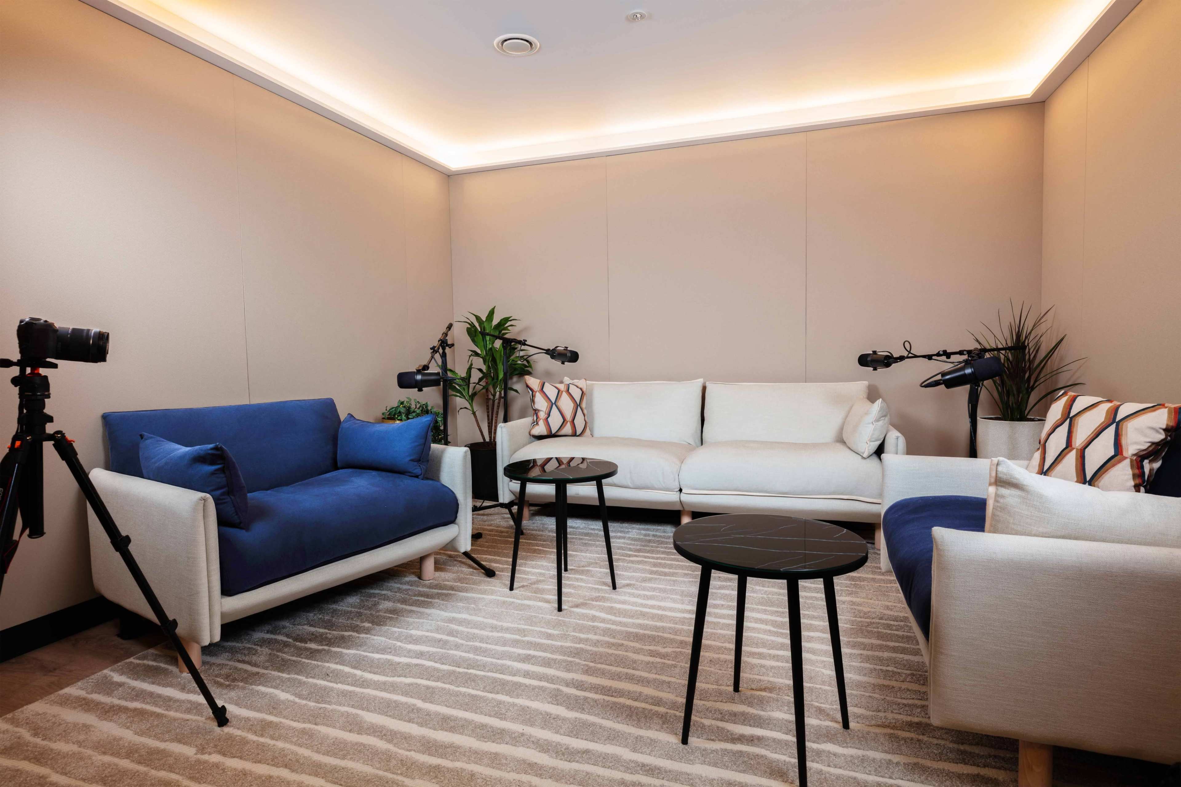 Cotent/Podcast Room East London Image in London, London, ENG