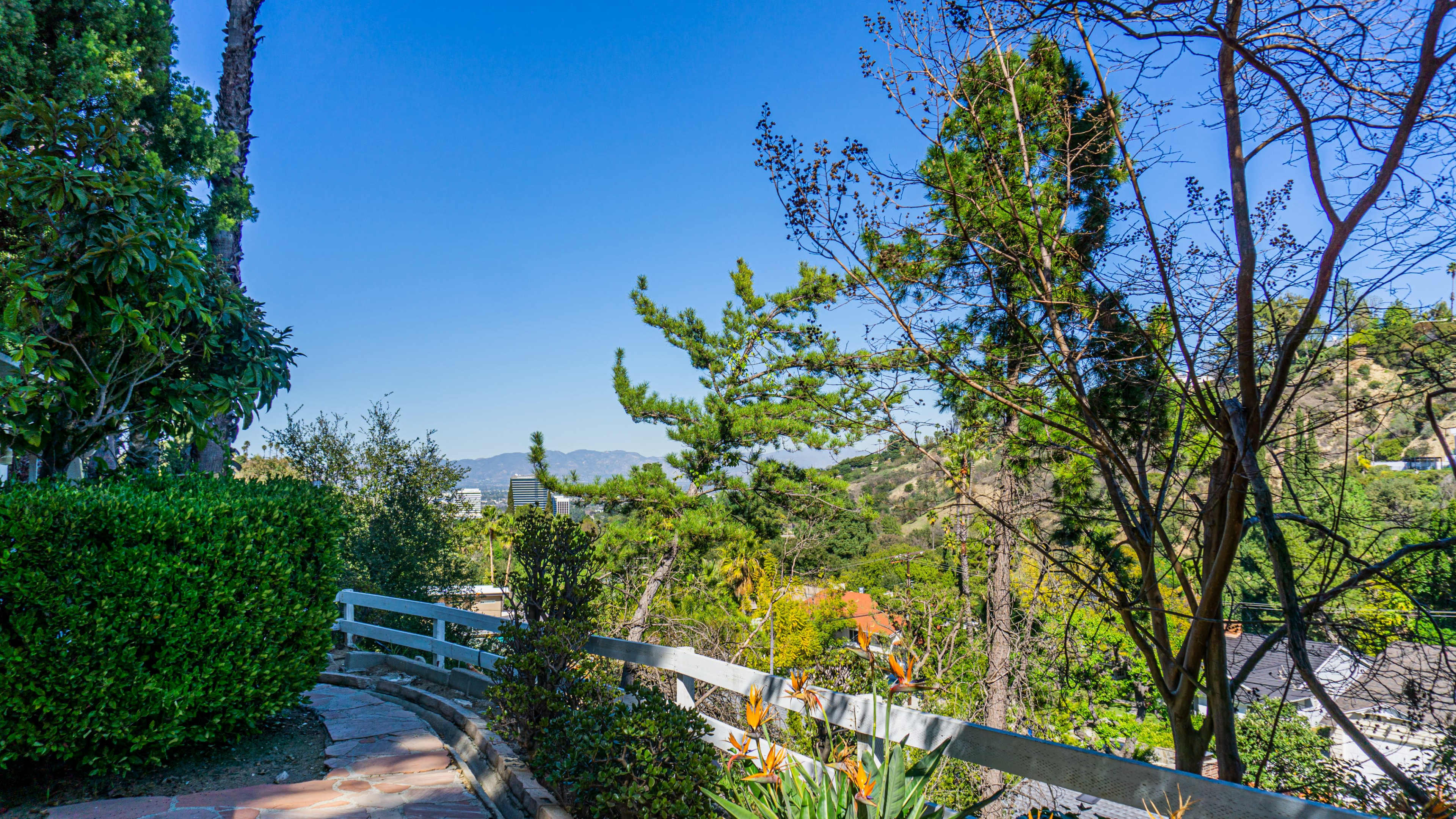 Mid-Century House by Edward H. Fickett Image in Sherman Oaks, Los Angeles, CA