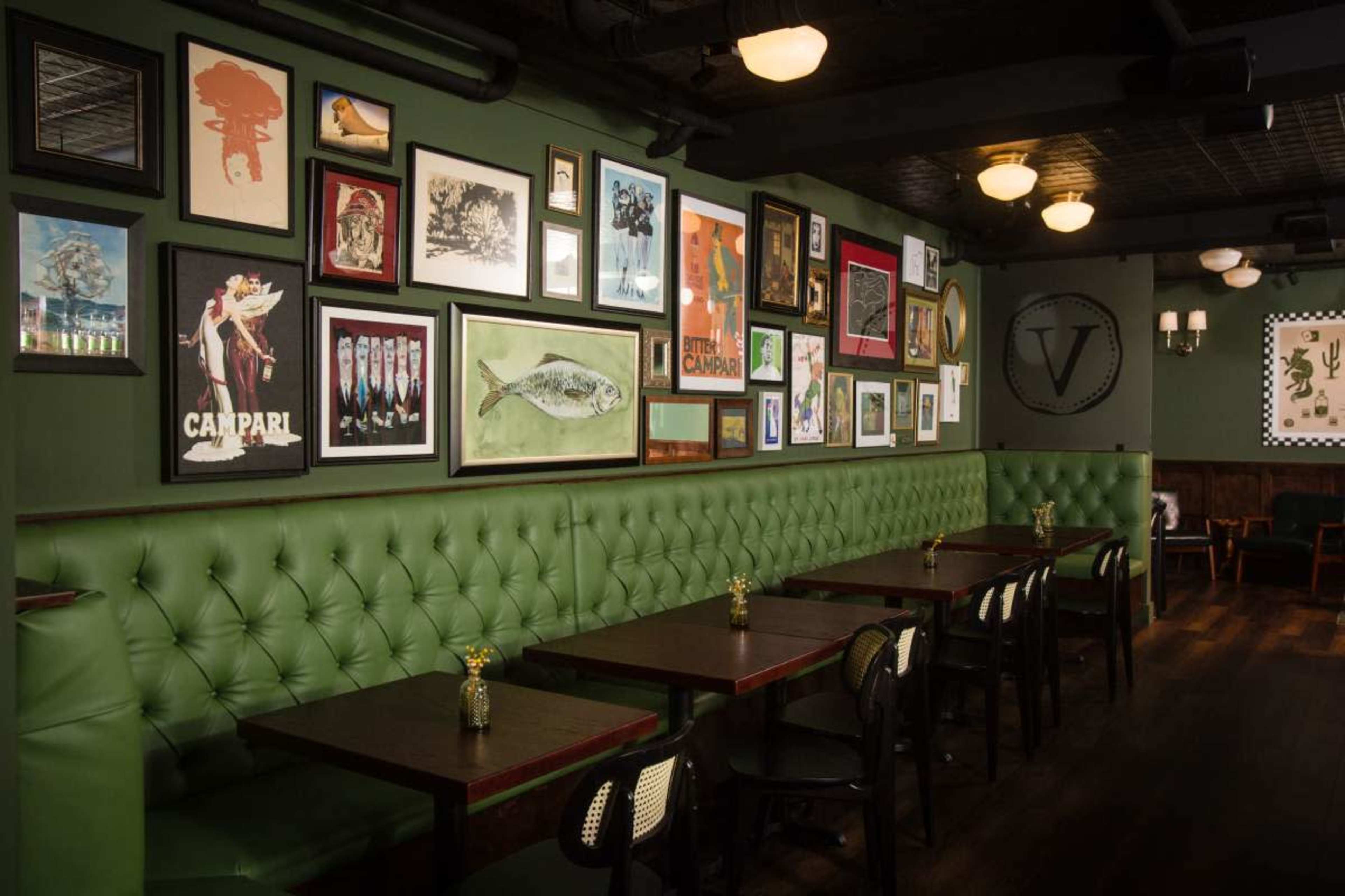 Sophisticated and Intimate 15Bar and Lounge Image in East Side Costa Mesa, Costa Mesa, CA