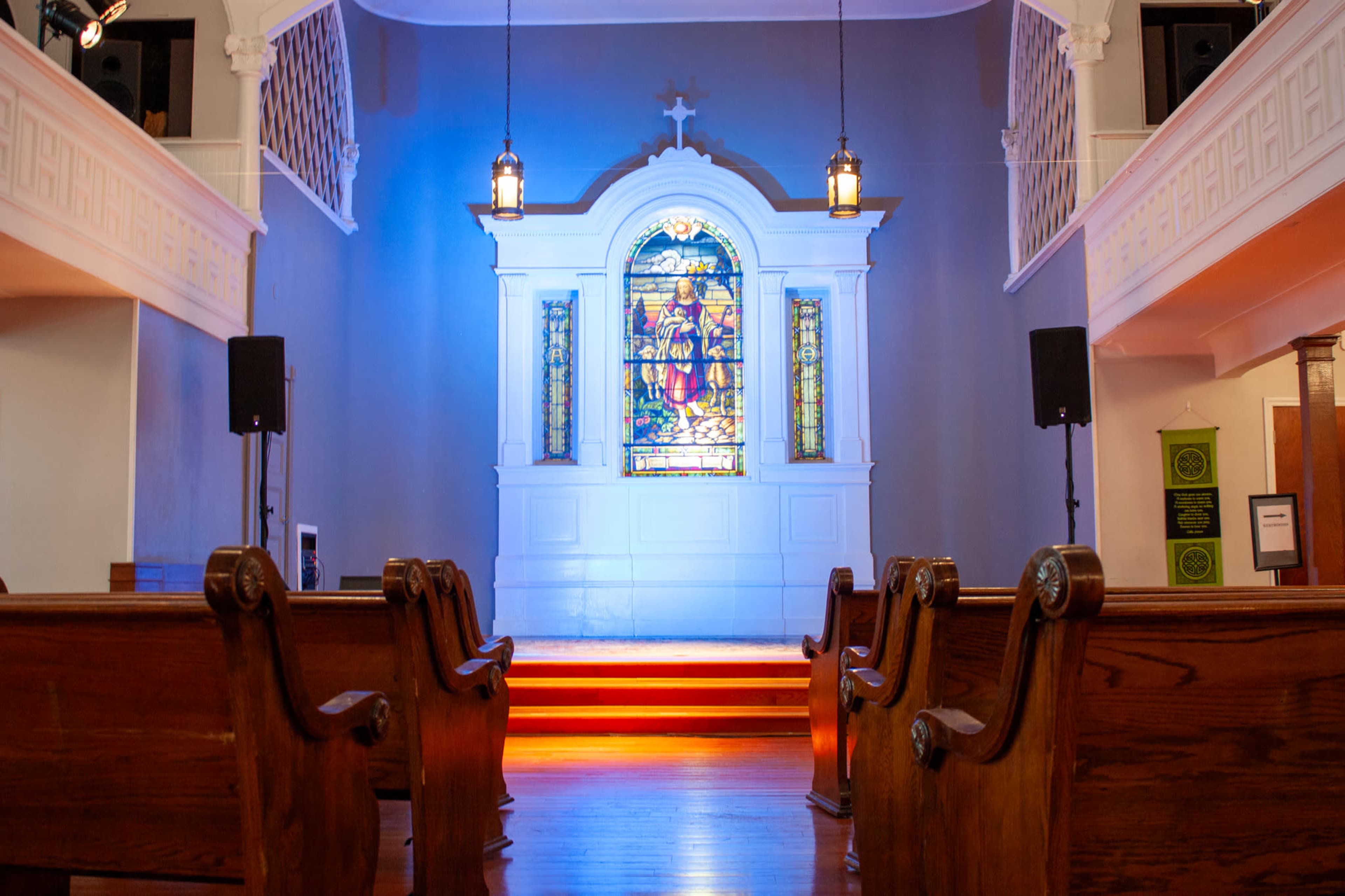 Beautiful Church & Event Space in Ridgewood, Queens. Perfect for Film Shoots, Photo Shoots, Meetings and more! Image in Ridgewood, Ridgewood, NY
