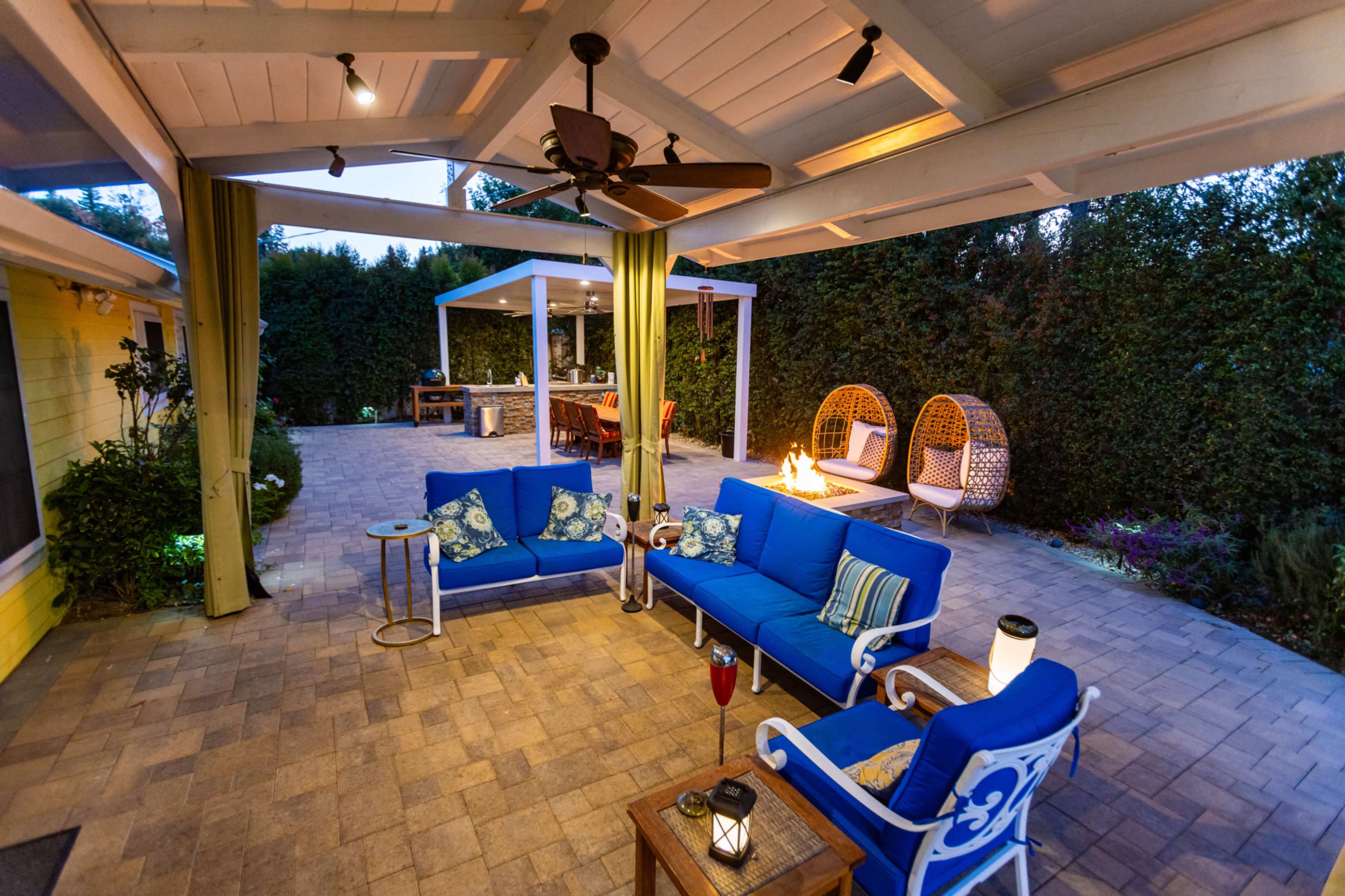 GATED HOME + SPACIOUS YARD | Newly Renovated | Production-friendly Image in Woodland Hills, Woodland Hills, CA