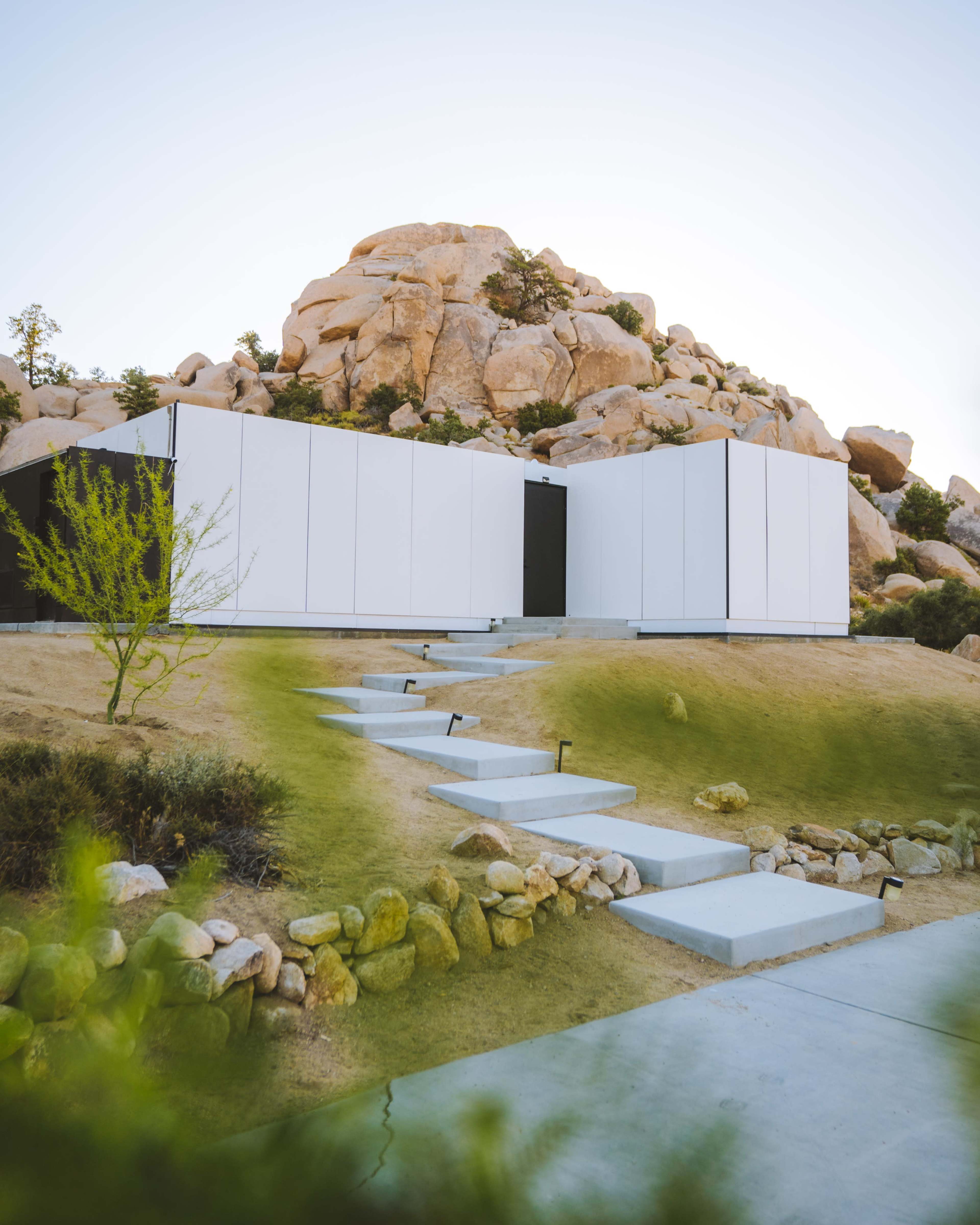 Sol to Soul - Modern Desert Oasis with Stunning Boulders & Views Image in , Pioneertown, CA