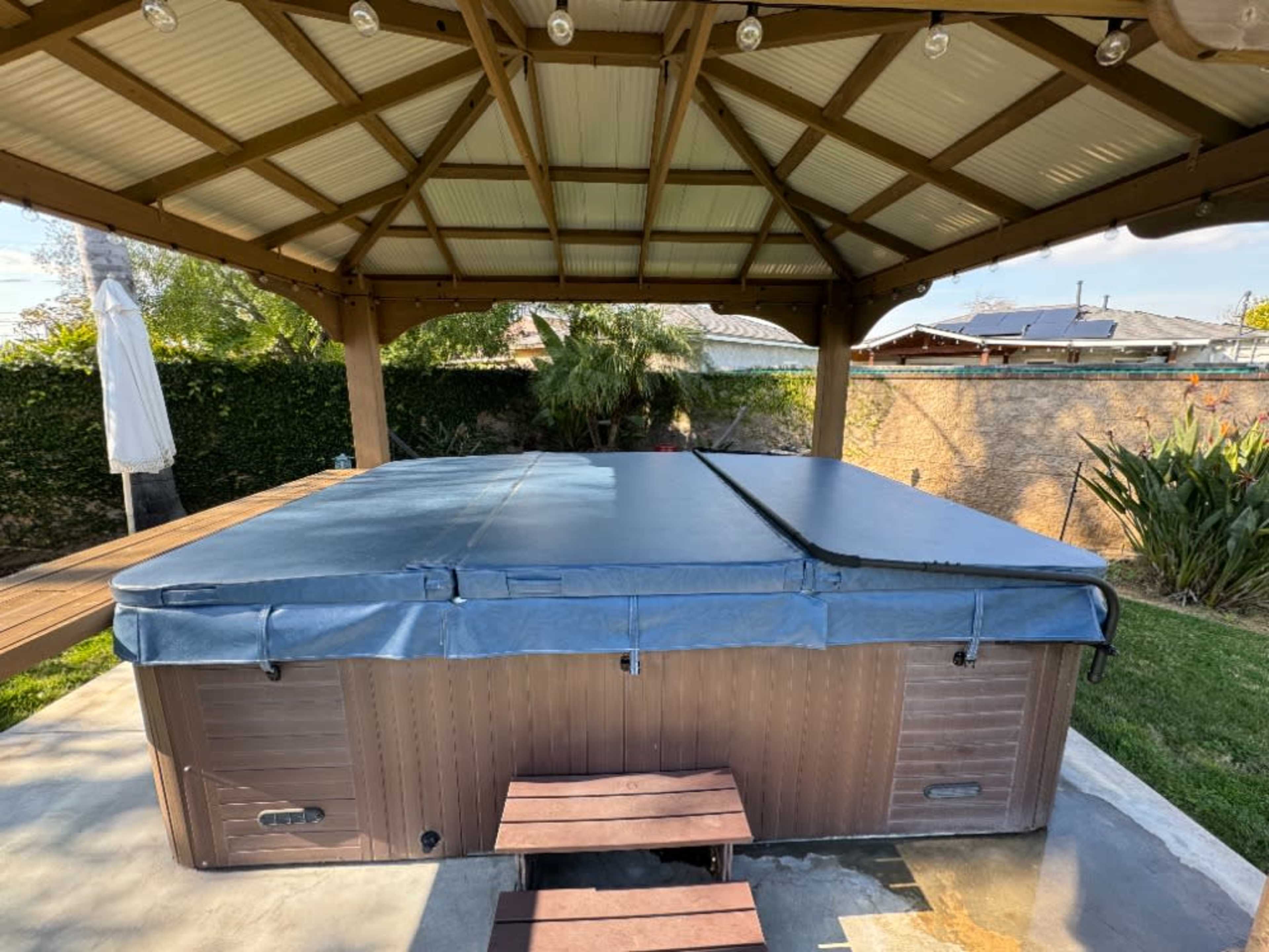 Large Jacuzzi