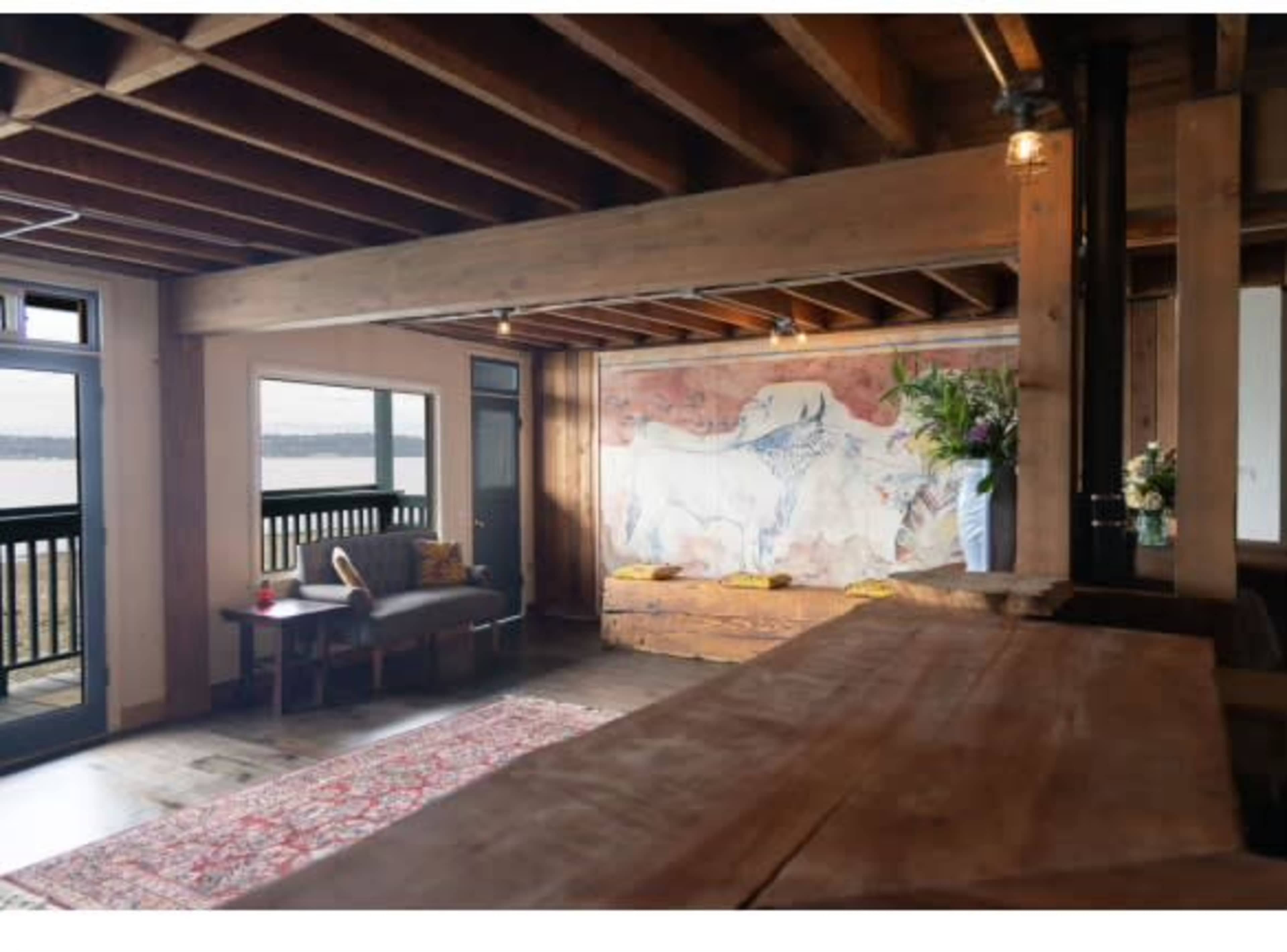 Unique Waterfront Private Event Lounge Image in Vashon, Vashon, WA