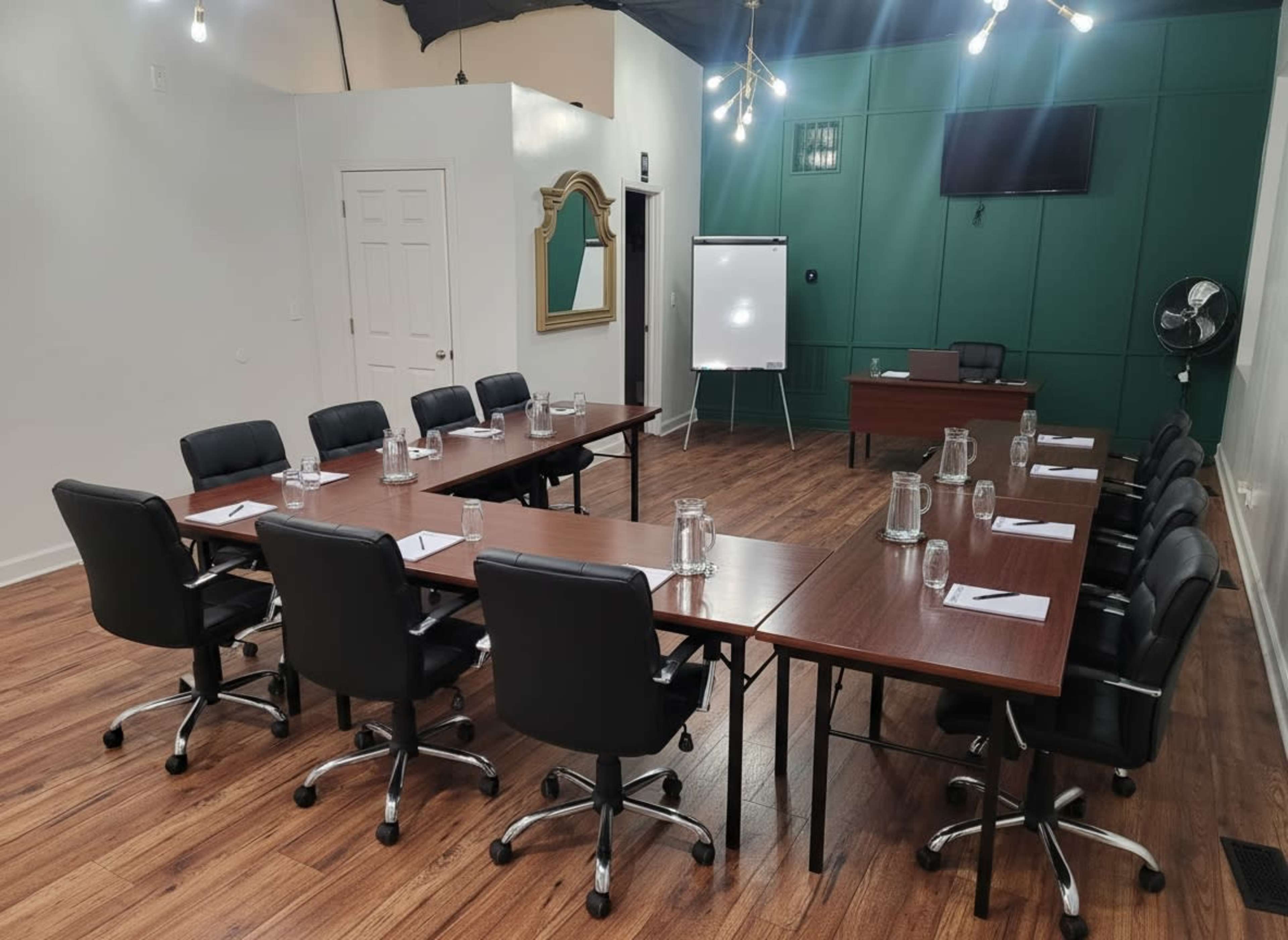 Newely Renovated Multipurpose Space Image in South Side, Chicago, IL