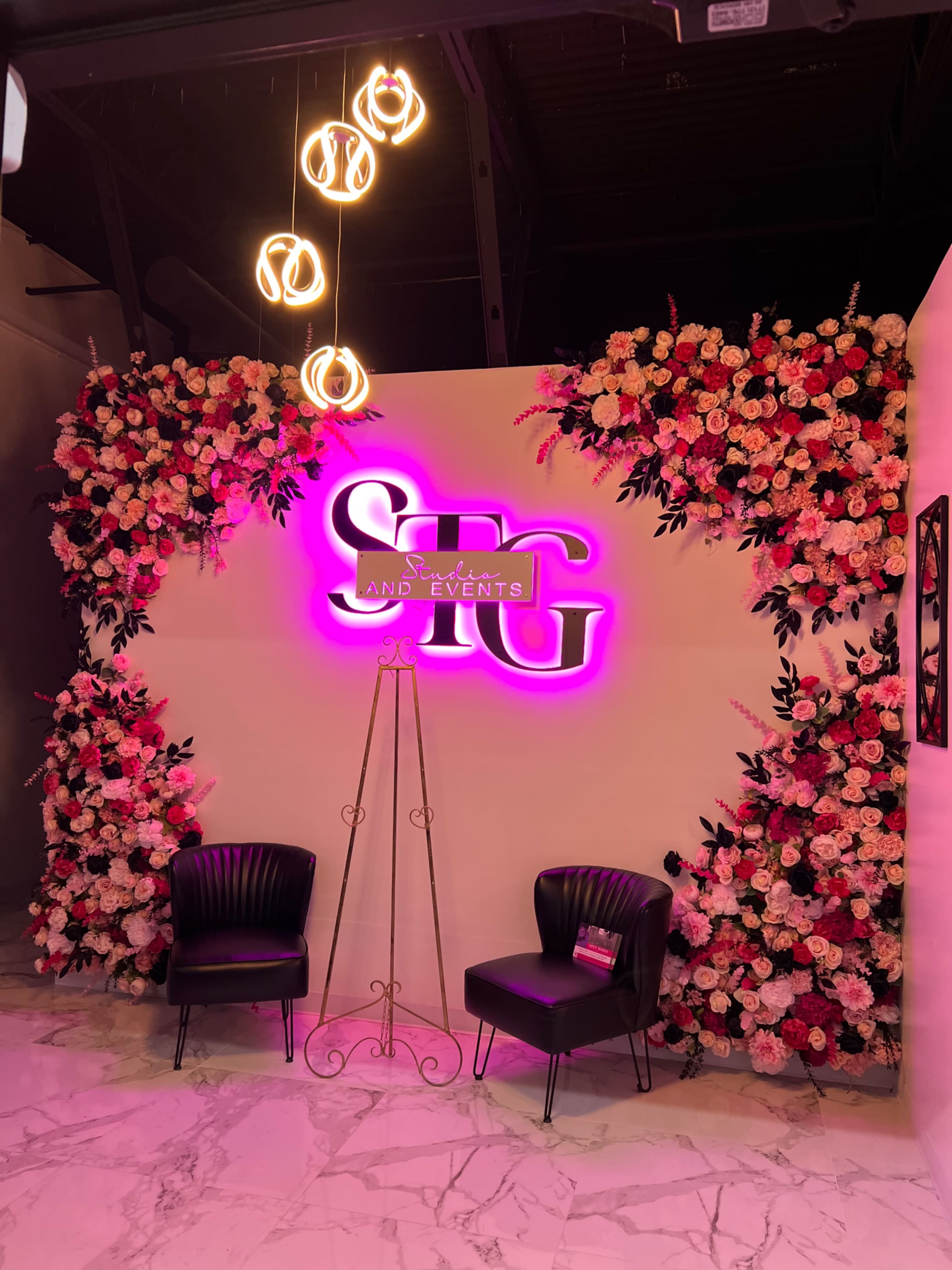 Upscale Reception Hall Image in Houston, Houston, TX